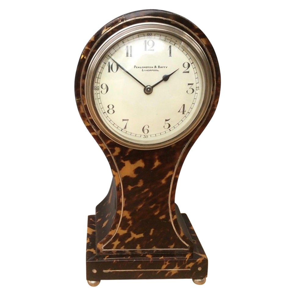 Horloge de manteau en écaille de tortue de style édouardien