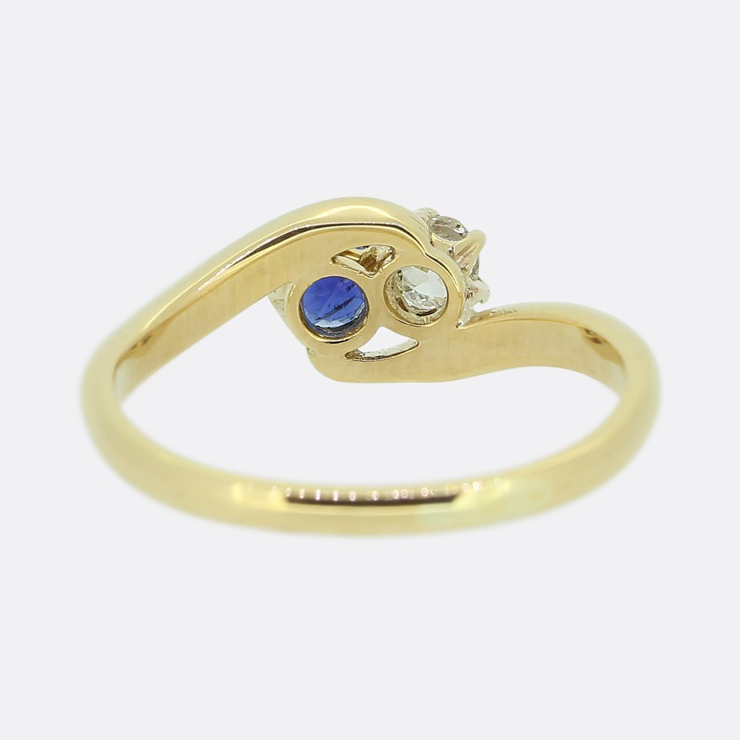 Edwardian Two-Stone Sapphire and Diamond Ring In Good Condition For Sale In London, GB