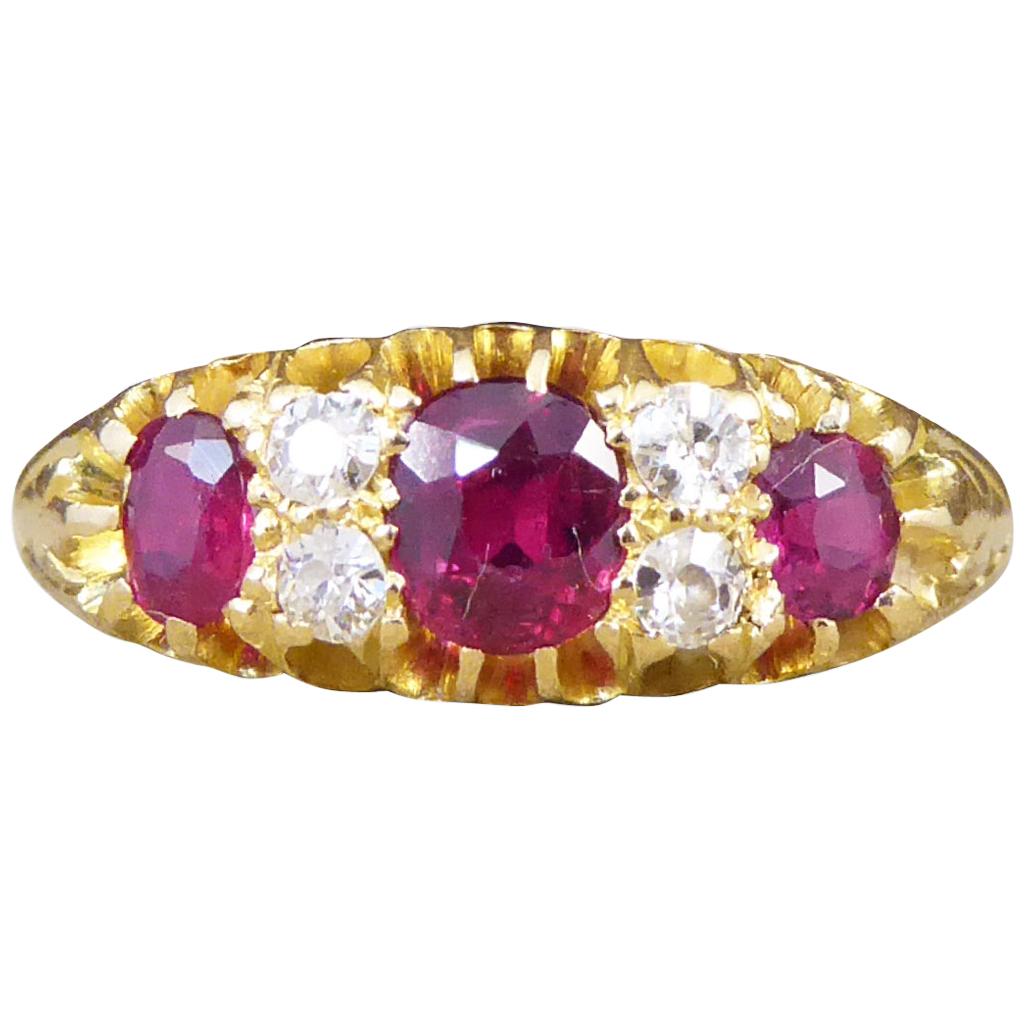 Edwardian Vibrant Colored Ruby and Diamond Ring in 18 Carat Yellow Gold