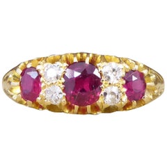 Antique Edwardian Vibrant Colored Ruby and Diamond Ring in 18 Carat Yellow Gold