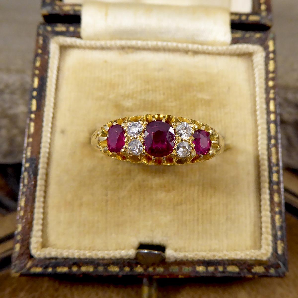 Edwardian Vibrant Colored Ruby and Diamond Ring in 18 Carat Yellow Gold 3