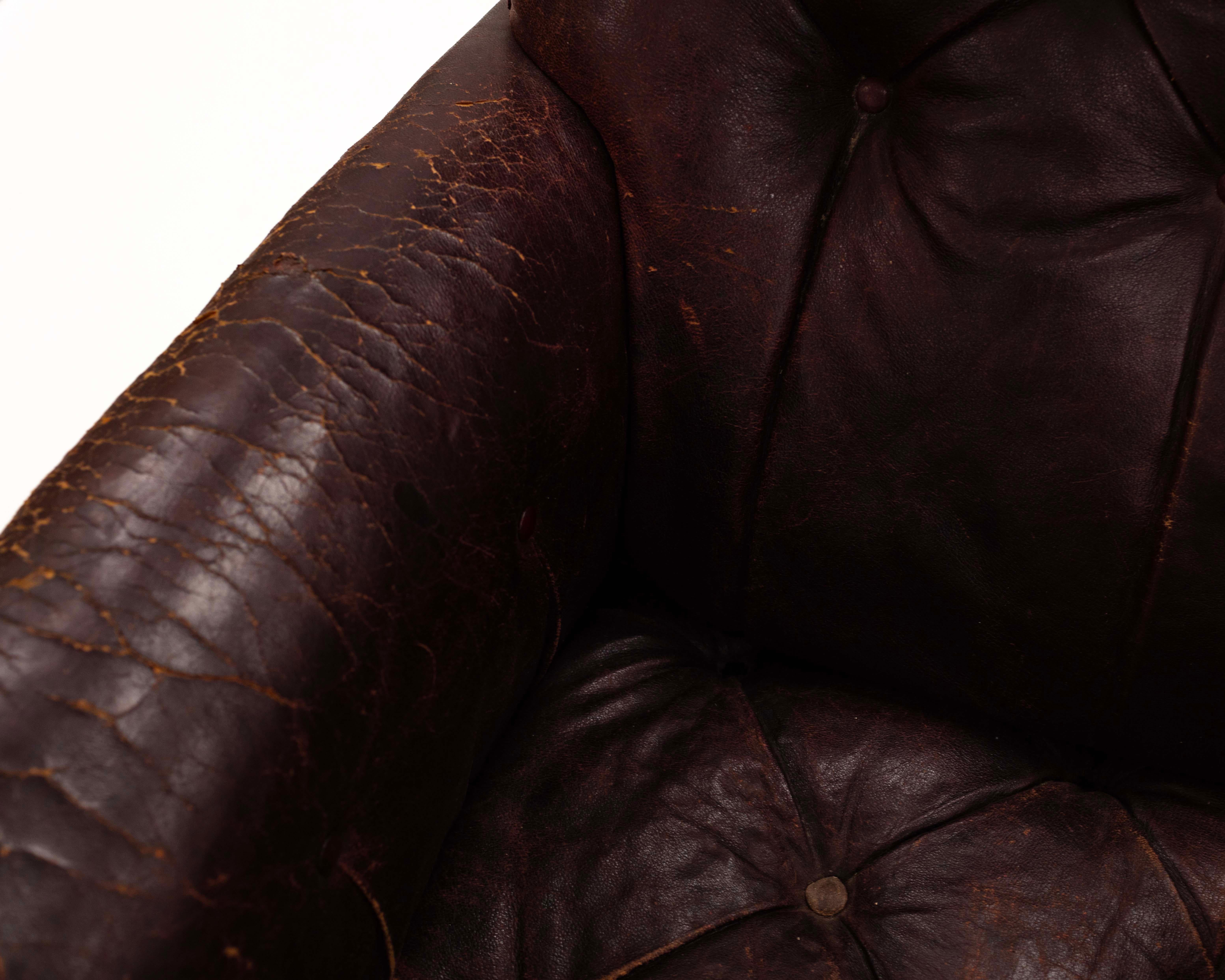 Edwardian Vintage Tufted Leather Library Chair 5