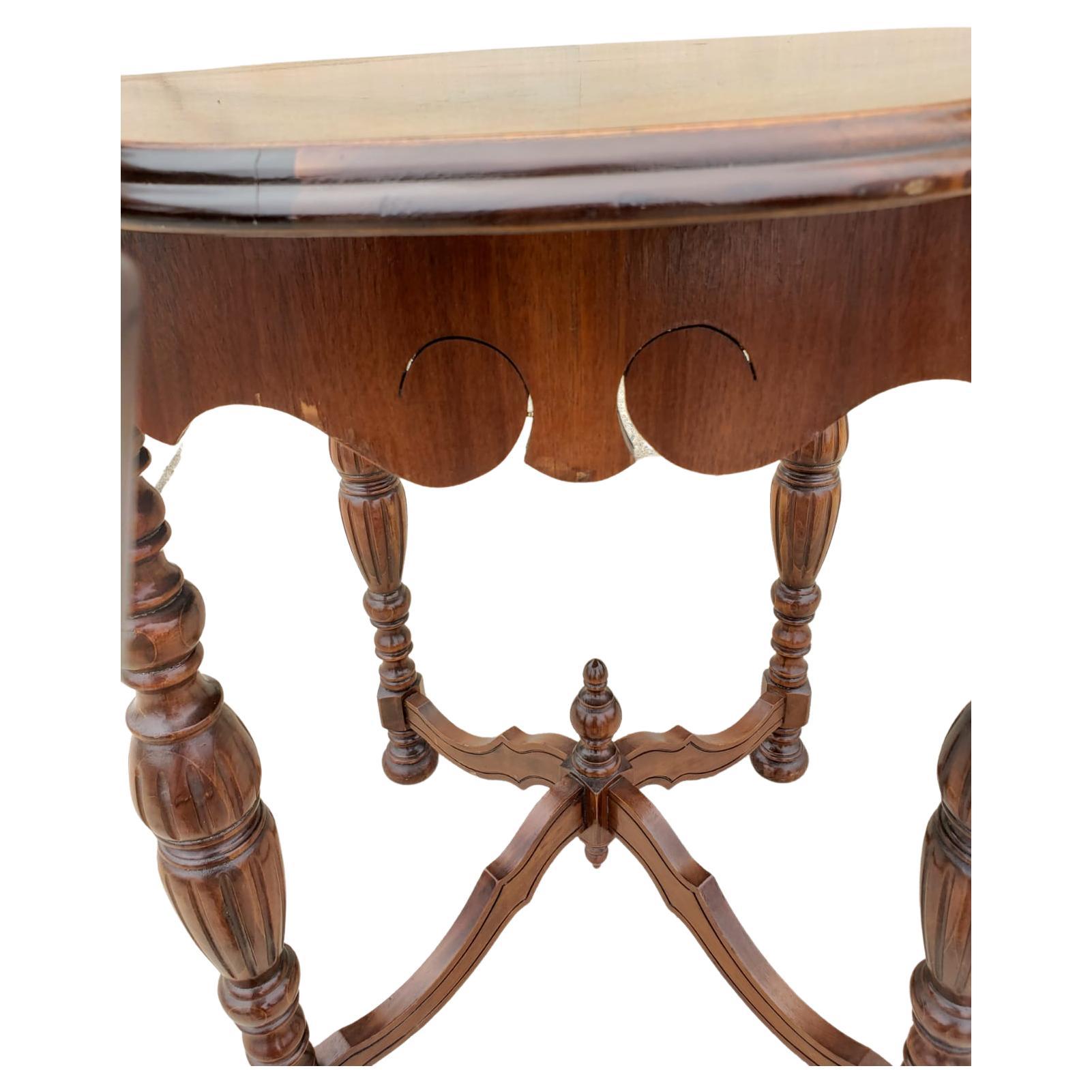 American Edwardian Walnut Occasional Table with Book Matched Top , circa 1930s