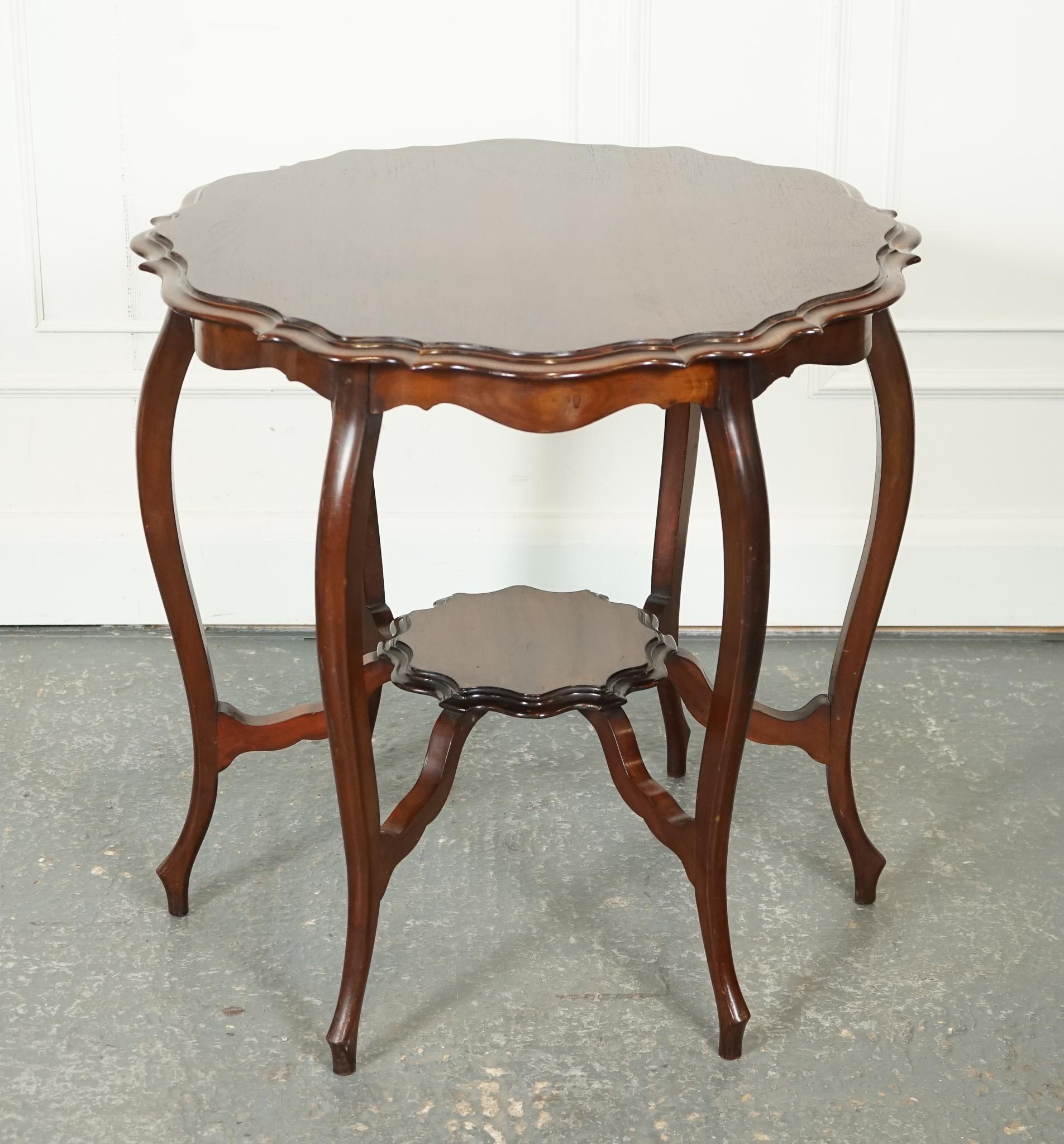 Hand-Crafted EDWARDIAN WALNUT SIDE END OCCASiONAL CENTRE TABLE J1 For Sale