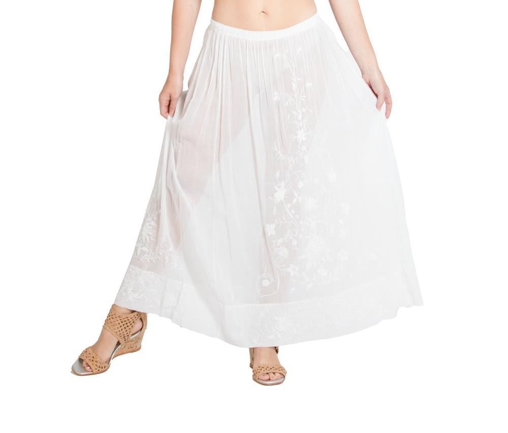 Edwardian White Cotton Voile Skirt With Exceptional Hand-Embroidery For Sale 3