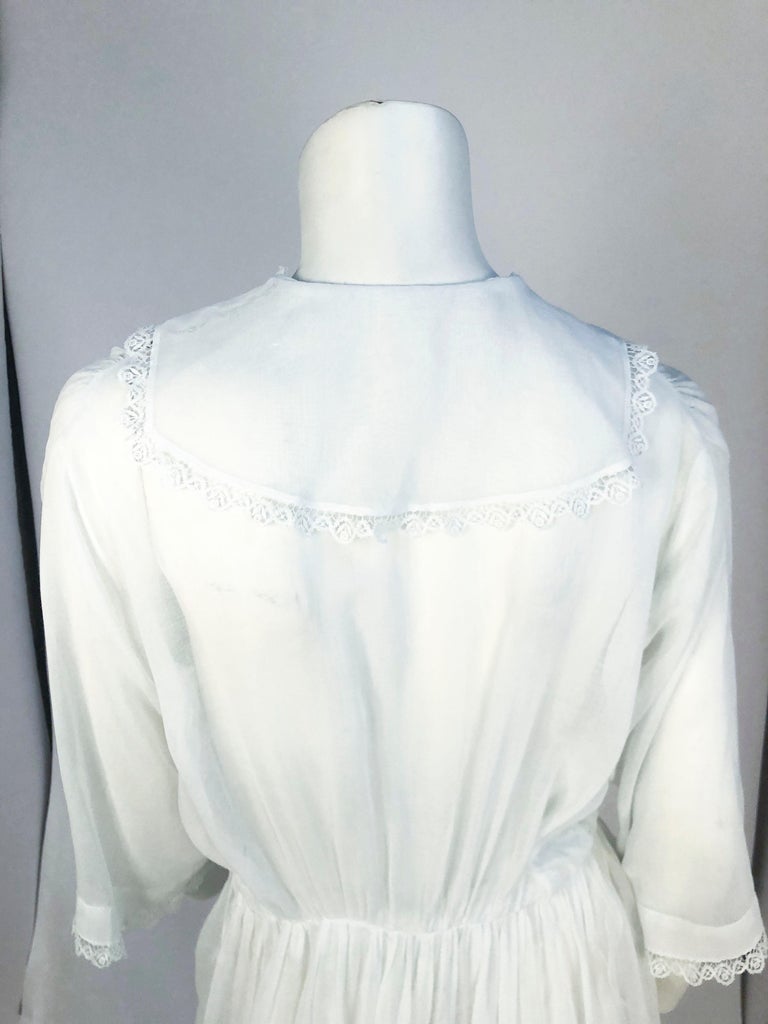 Edwardian White Day Dress With Lace Trim For Sale At 1stdibs