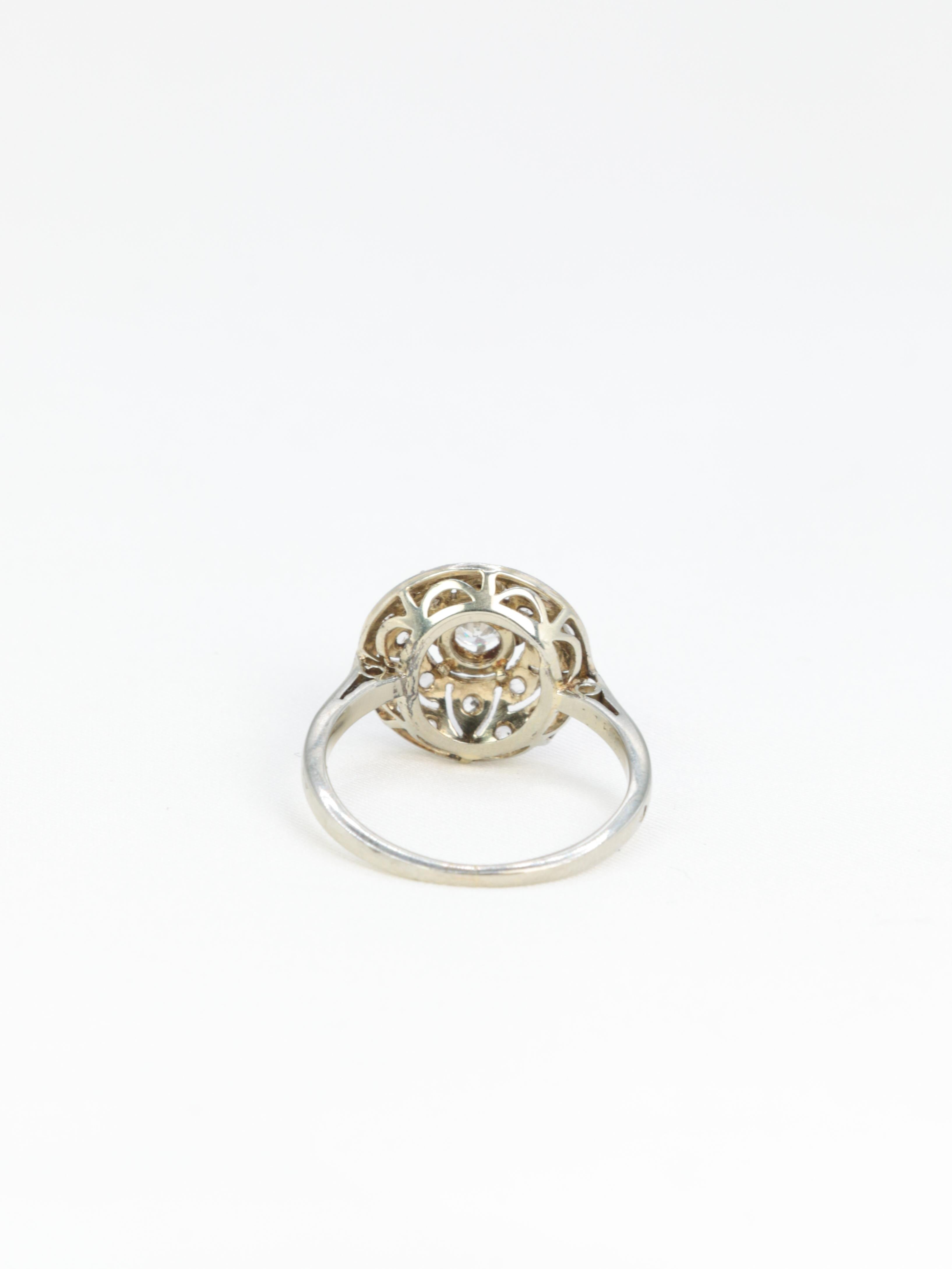 Edwardian White Gold and Diamond Dome Ring In Good Condition For Sale In PARIS, FR