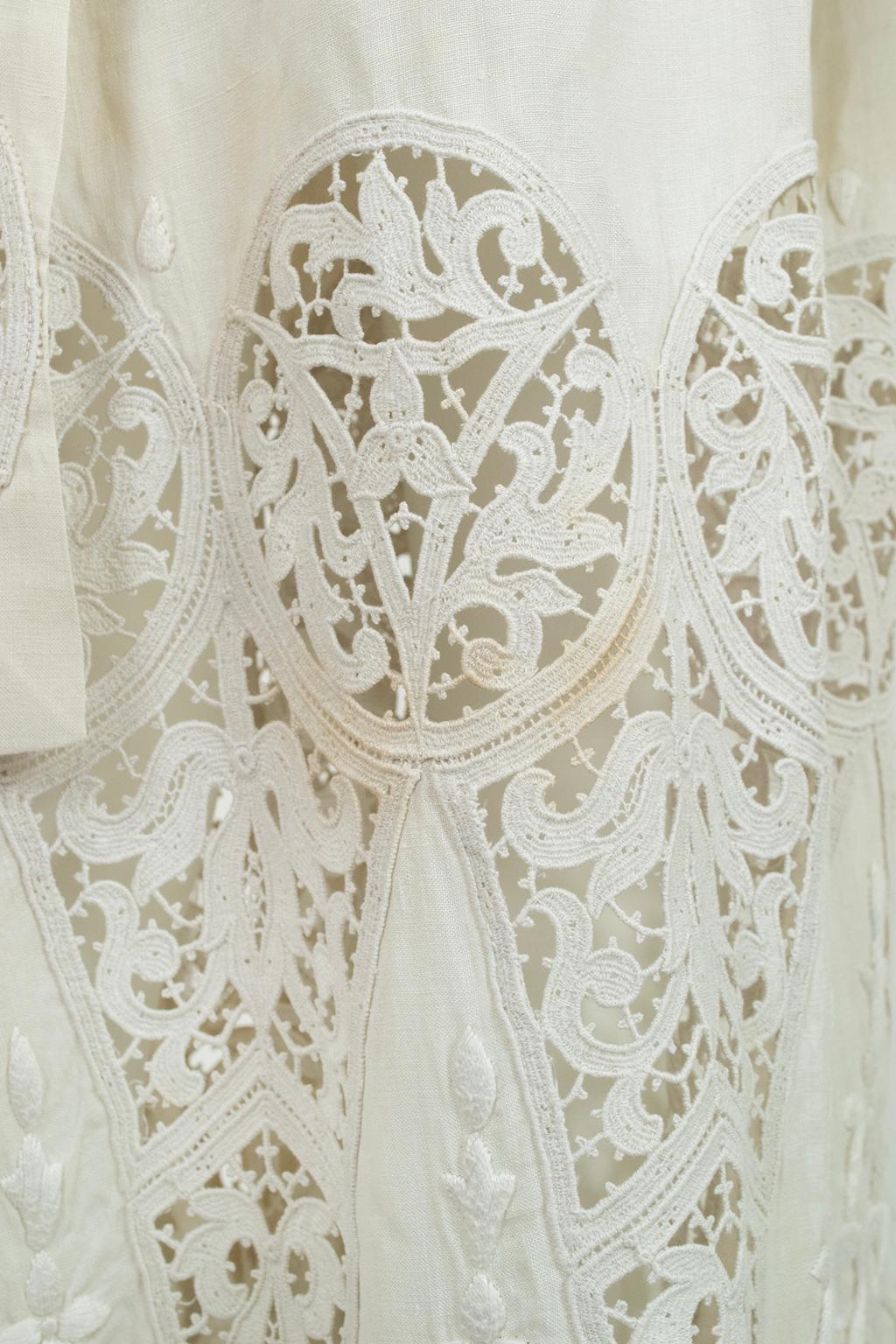 Costume de marche ou de mariage en coton et crochet irlandais blanc de l'époque édouardienne - L, années 1900 en vente 13