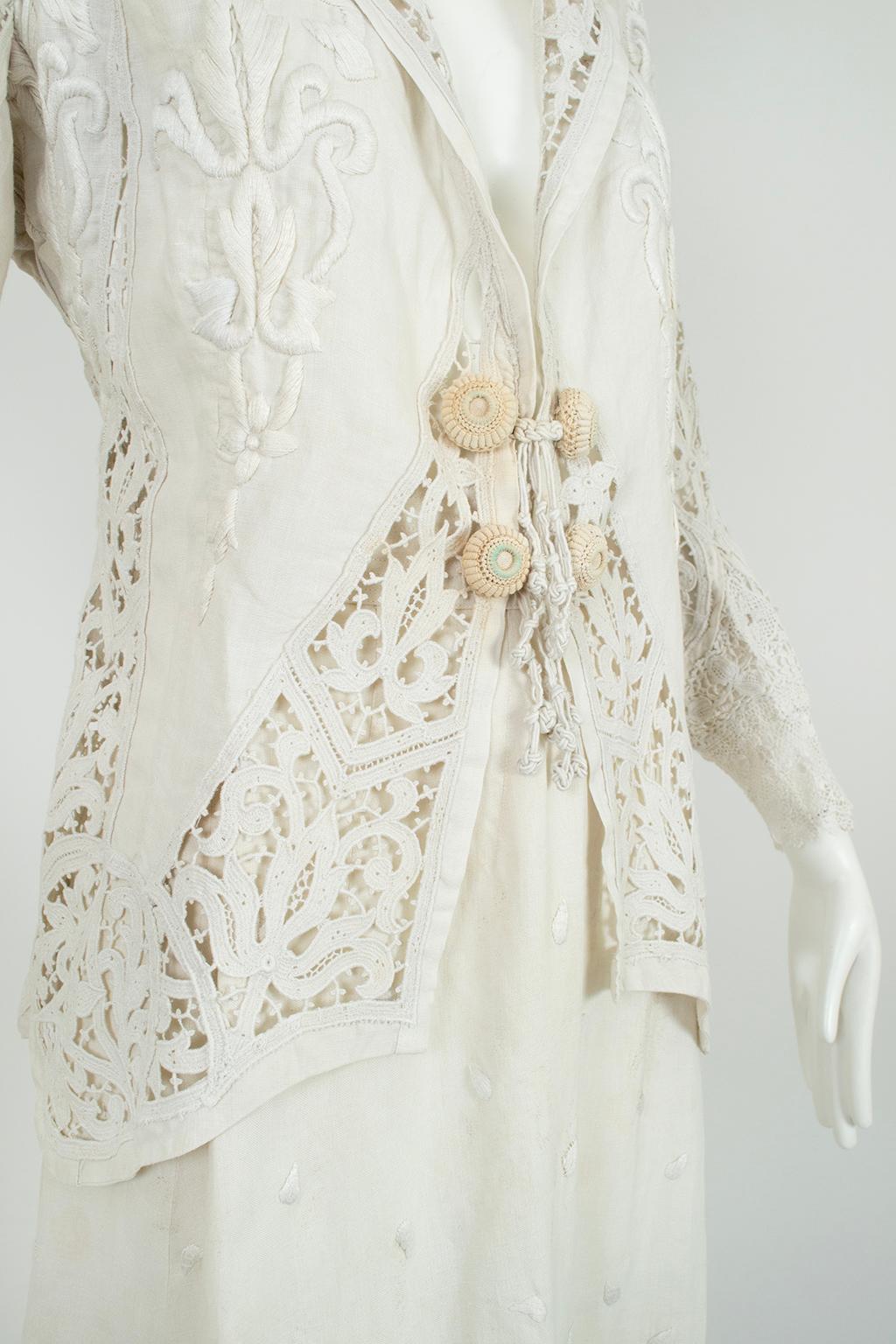 Costume de marche ou de mariage en coton et crochet irlandais blanc de l'époque édouardienne - L, années 1900 en vente 3