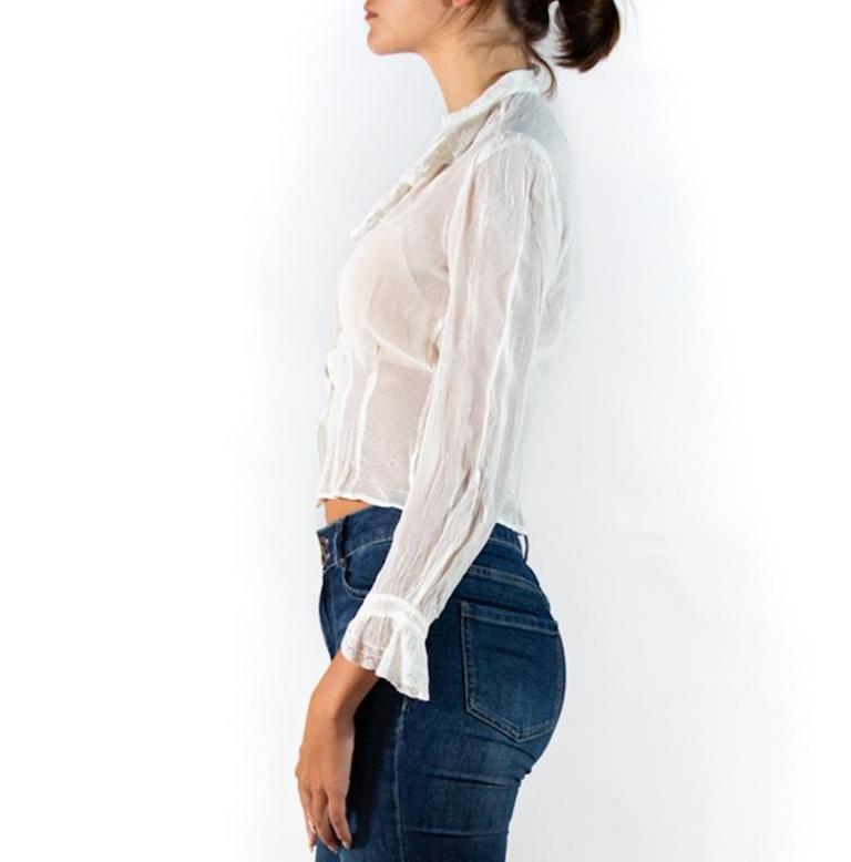 Edwardian White Organic Cotton Voile Ruffled Collar Blouse With Antique Lace & In Excellent Condition For Sale In New York, NY