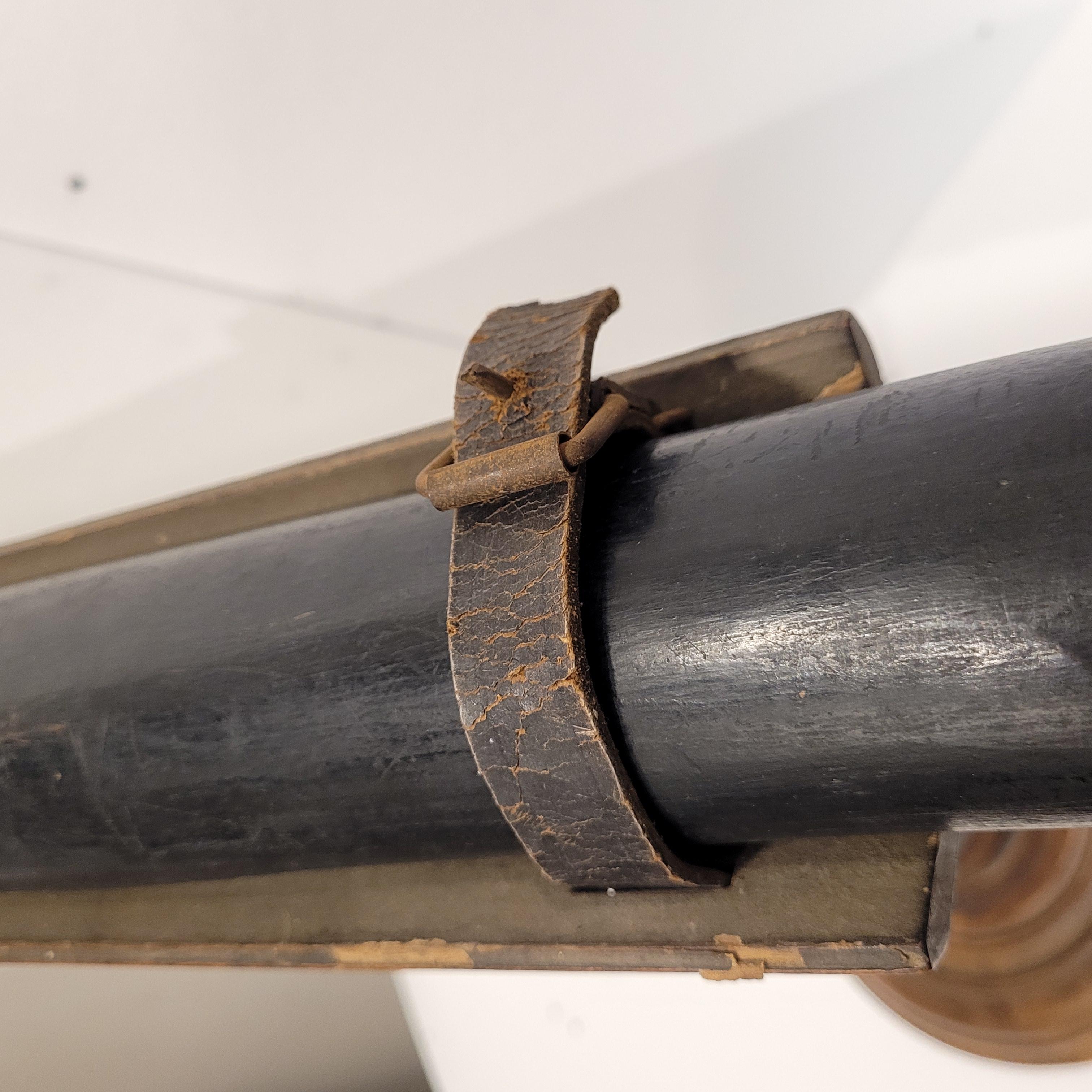 Edwardian Wooden and Leather Refracting Table Telescope England For Sale 11