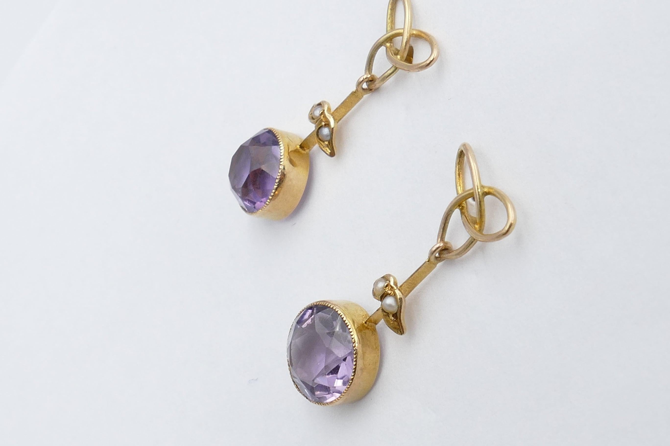 Edwardian Yellow Gold Amethyst and Pearl Earrings In Excellent Condition For Sale In Splitter's Creek, NSW