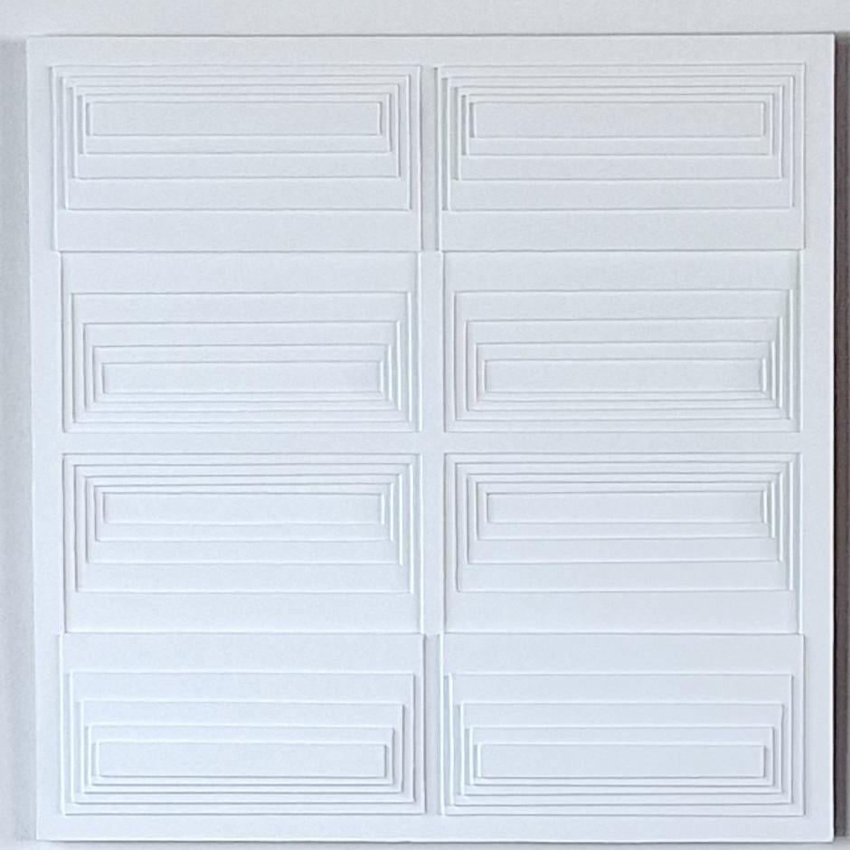 16 Quadranti è un grande dipinto moderno contemporaneo unico nel suo genere, realizzato dall'artista olandese Eef de Graaf. Il rilievo è realizzato con elementi di cartone meticolosamente tagliati a mano e rifiniti con vernice acrilica bianca opaca.