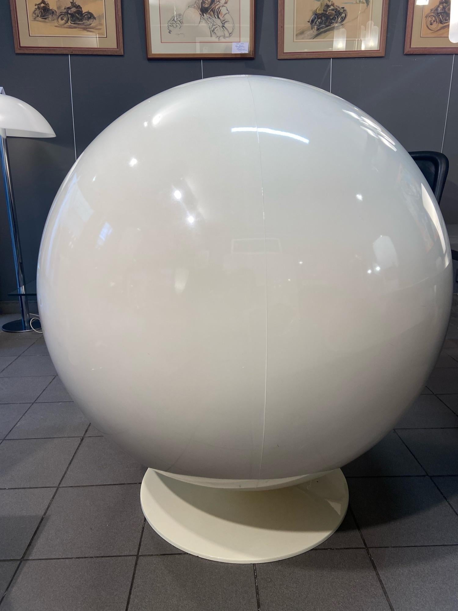 Modern Eero Aarnio, Ball Chair Black and White, Edition Adelta, 1986