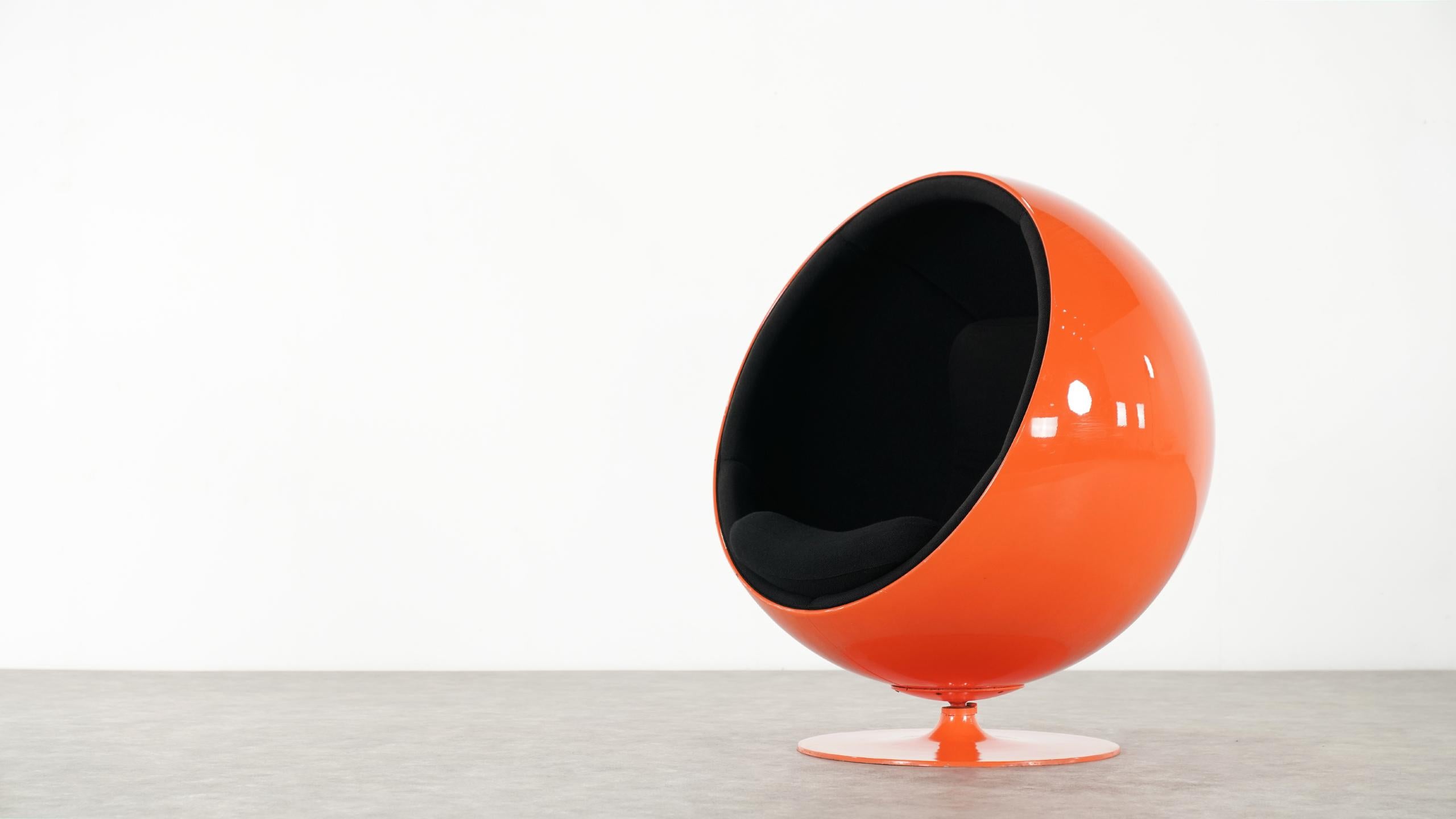 ball chair orange