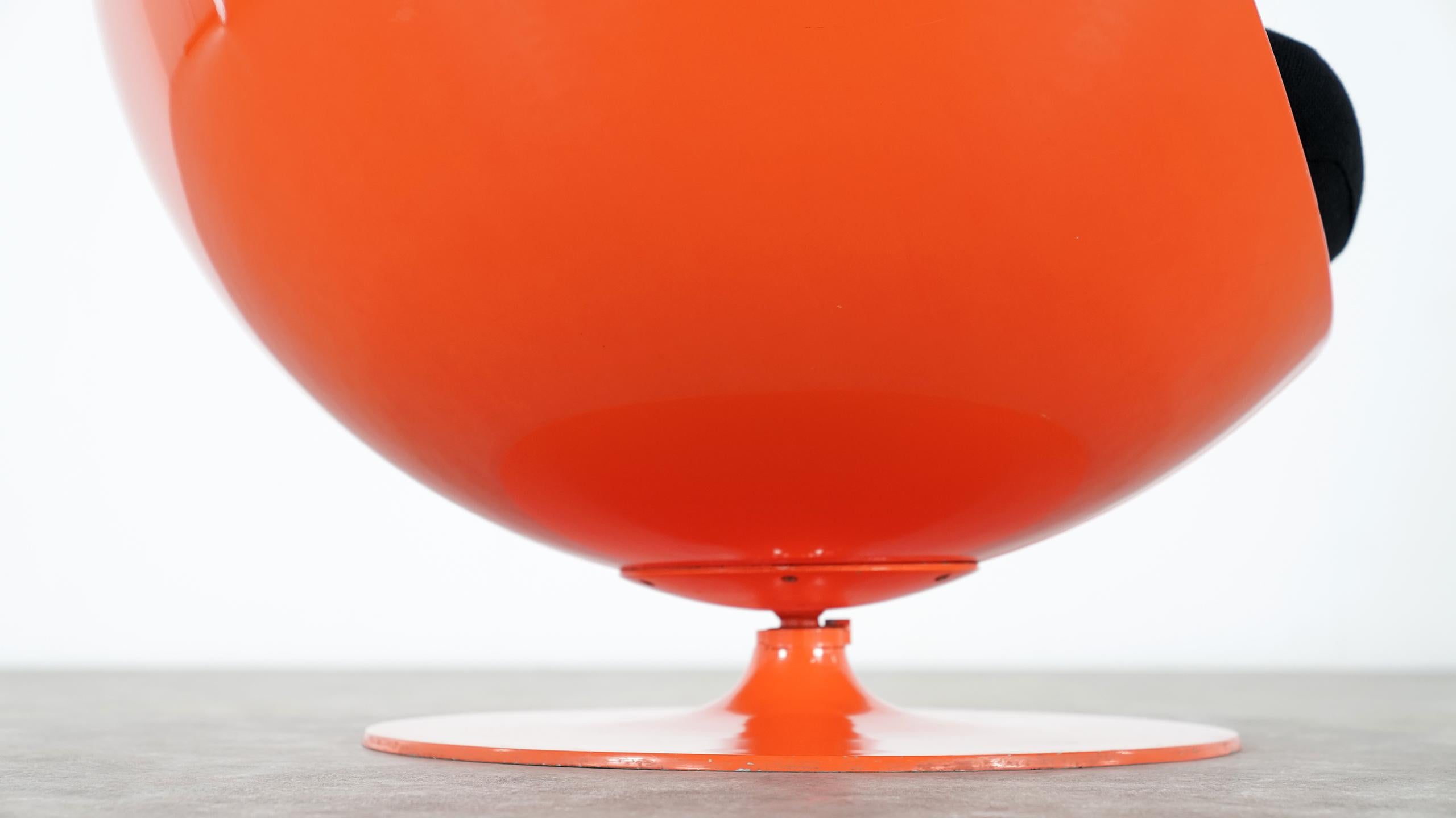 Mid-20th Century Eero Aarnio, Ball Chair by Asko, Signed 1, Edition in Bright Orange 1963 Finland