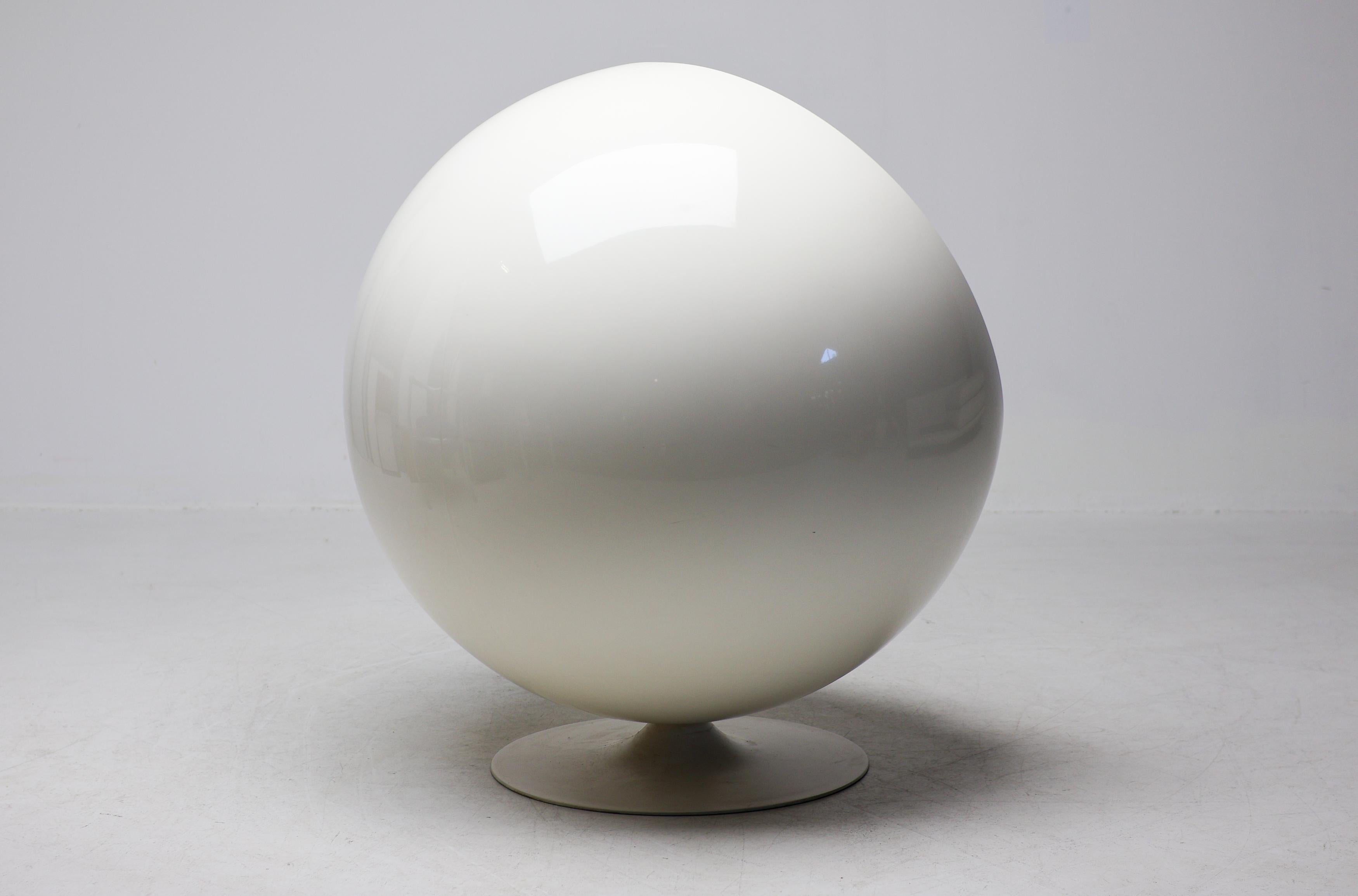 Alluminio Eero Aarnio 