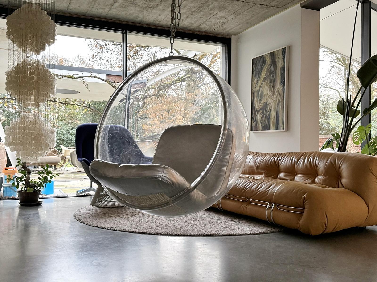 Eero Aarnio Bubble Chair für Asko - Iconic Design Space Age Original Leder (20. Jahrhundert) im Angebot