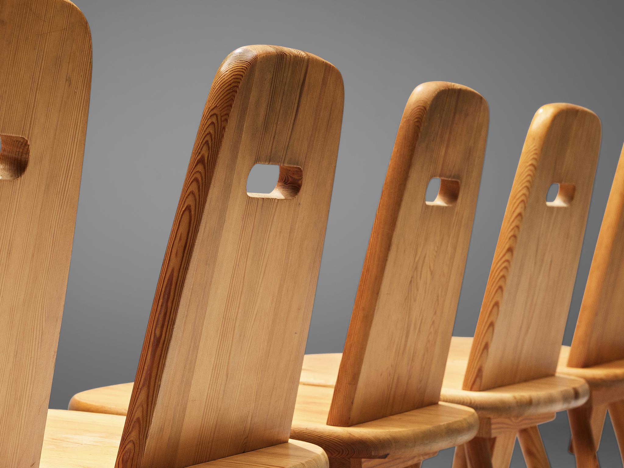 Mid-Century Modern Eero Aarnio for Laukaan Puu Set of Six Dining Chairs in Solid Pine  For Sale