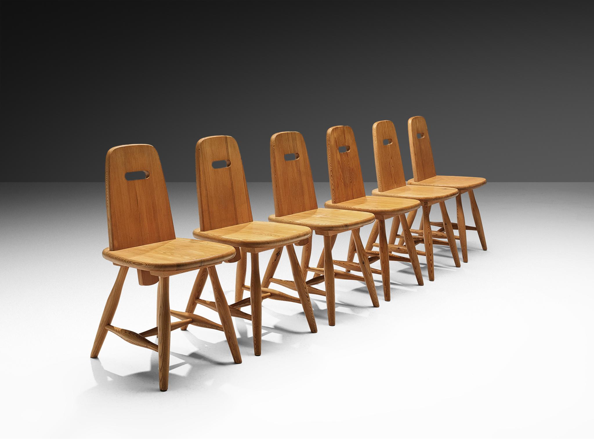 Eero Aarnio para Laukaan Puu Juego de seis sillas de comedor de pino macizo en venta 2