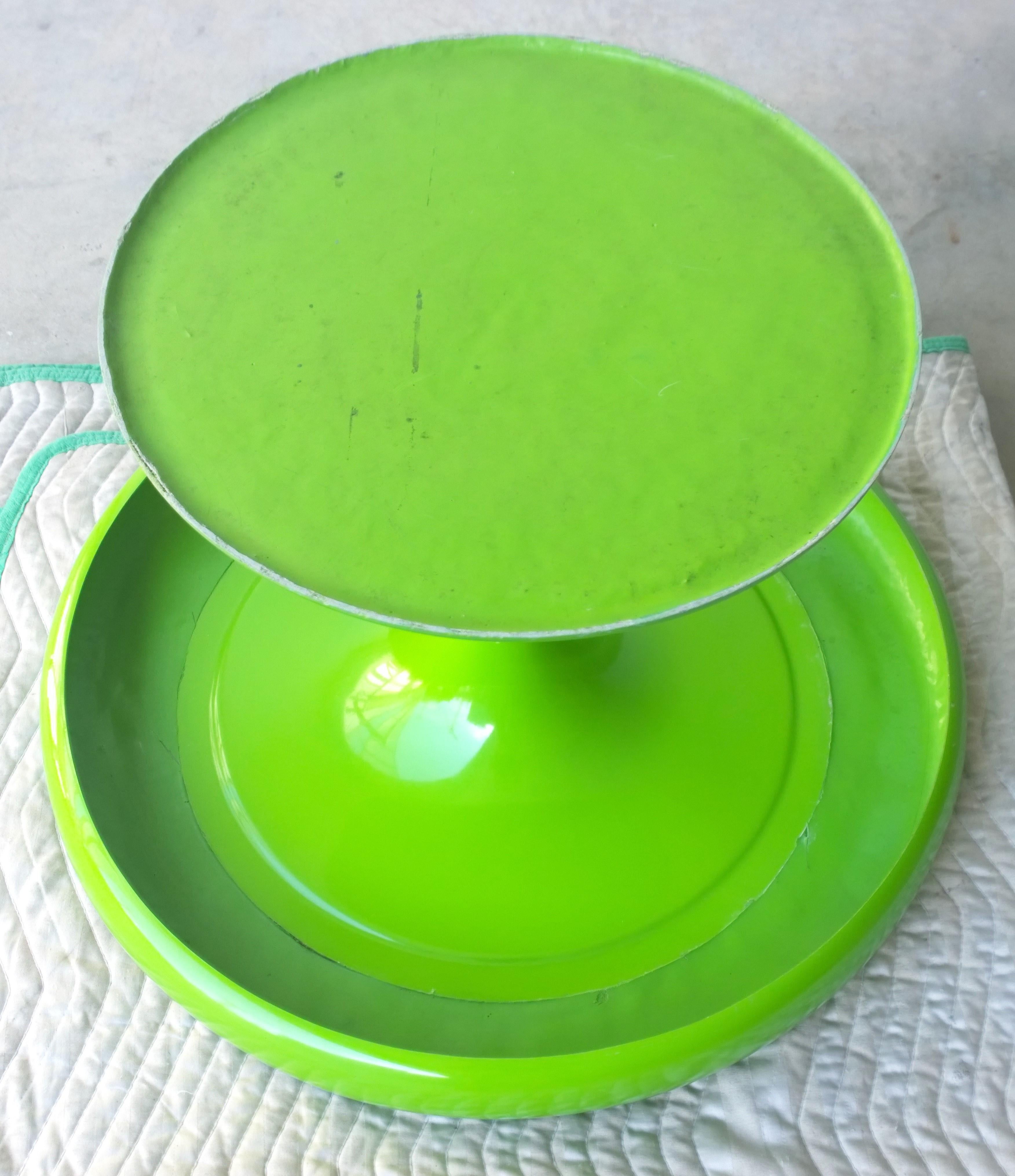 Eero Aarnio Kantarelli Molded Plastic Green Fiberglass Occasional Side Table 11