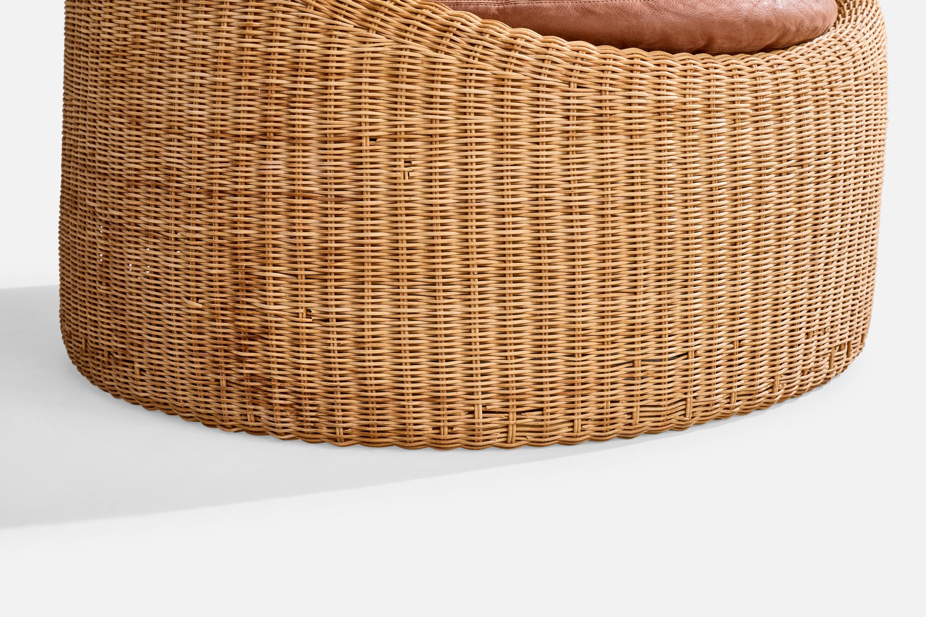 Eero Aarnio, Sedie da salotto, rattan, pelle, Finlandia, anni '70 in vendita 4