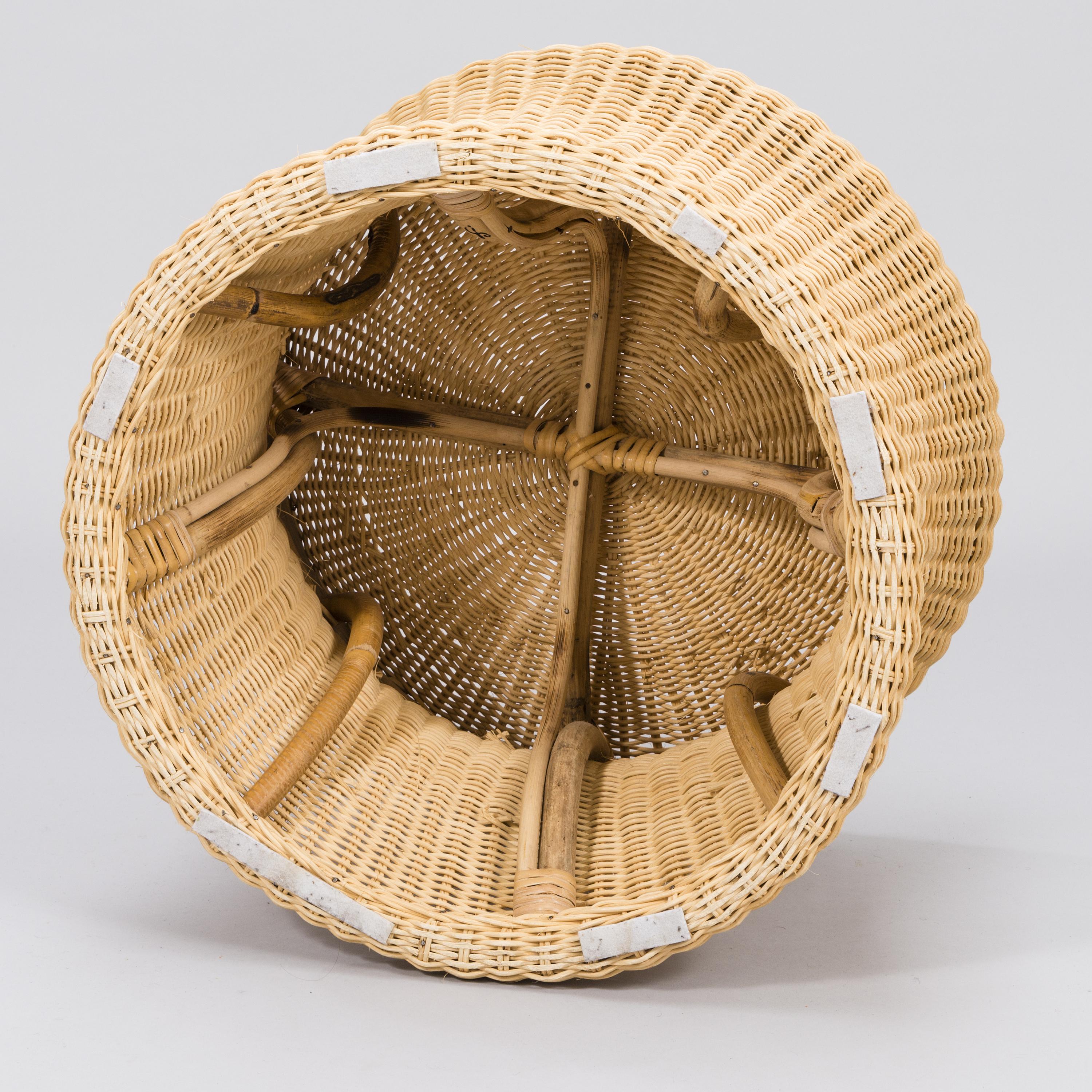 Eero Aarnio Natural Rattan Mushroom Double In New Condition In New York, NY