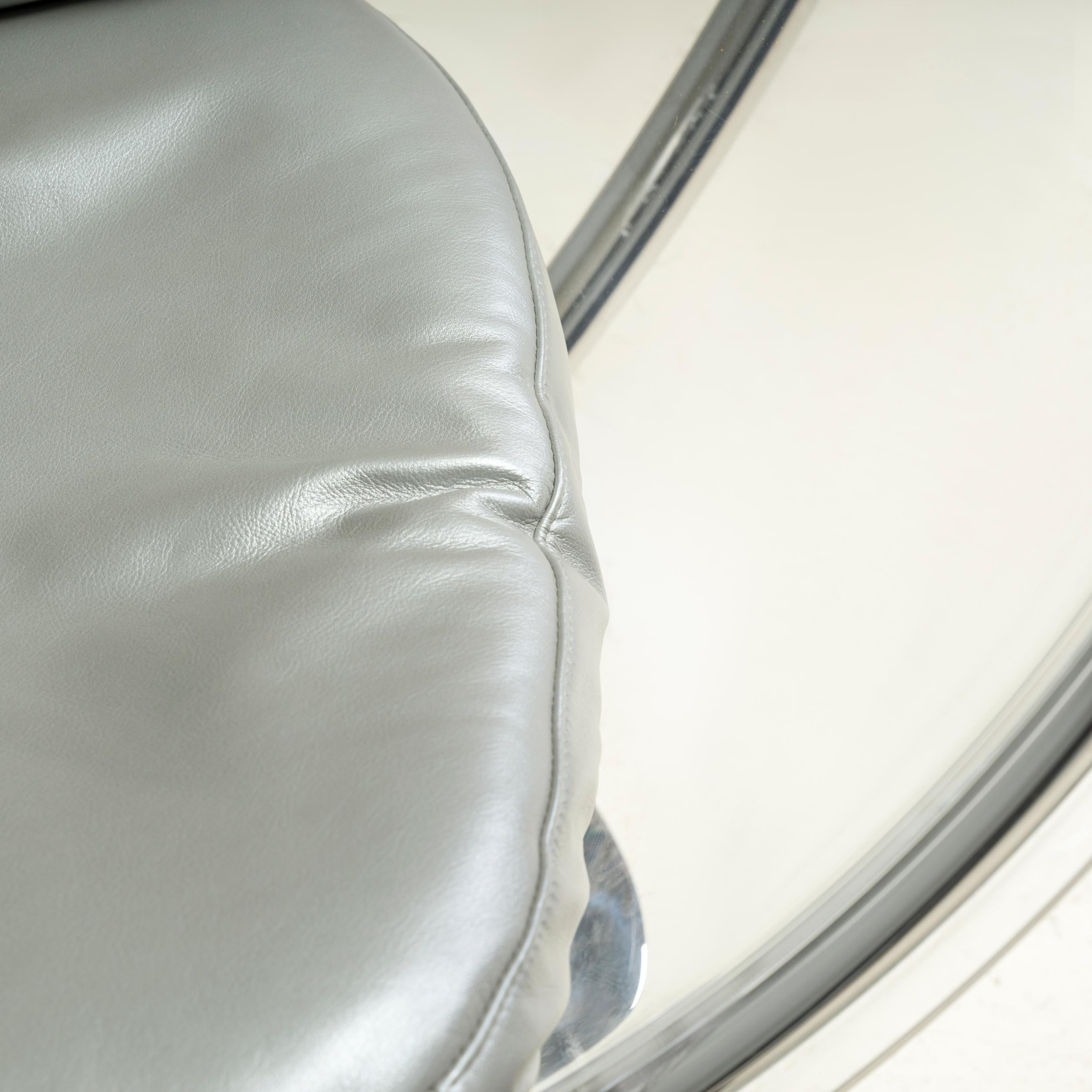 Eero Aarnio Originals Silver Leather Bubble Chair, 2017 In Good Condition For Sale In London, GB