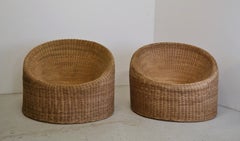 Eero Aarnio, Pareja de tumbonas de ratán "bota de elefante", años 70, Finlandia