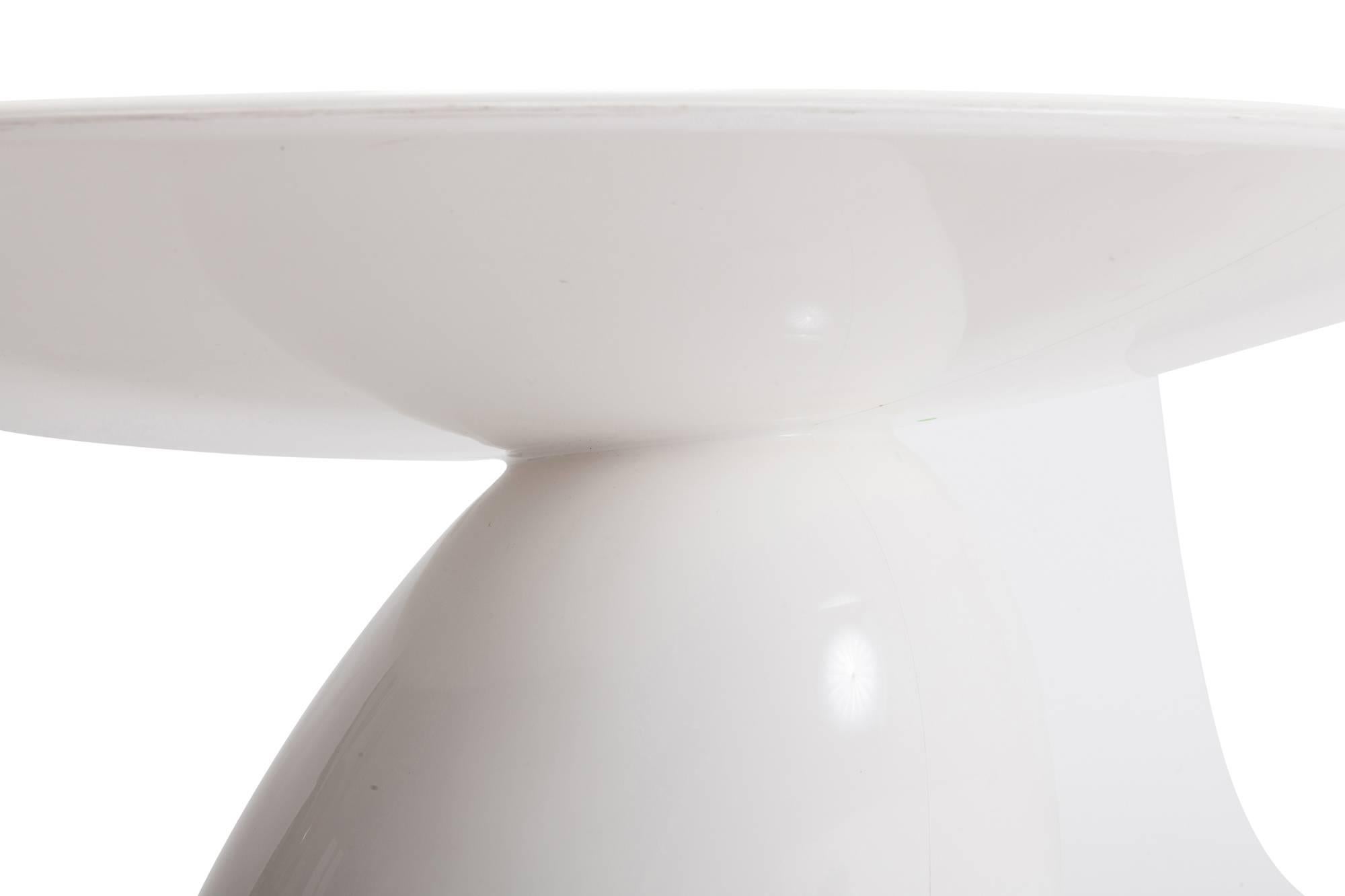 eero aarnio table