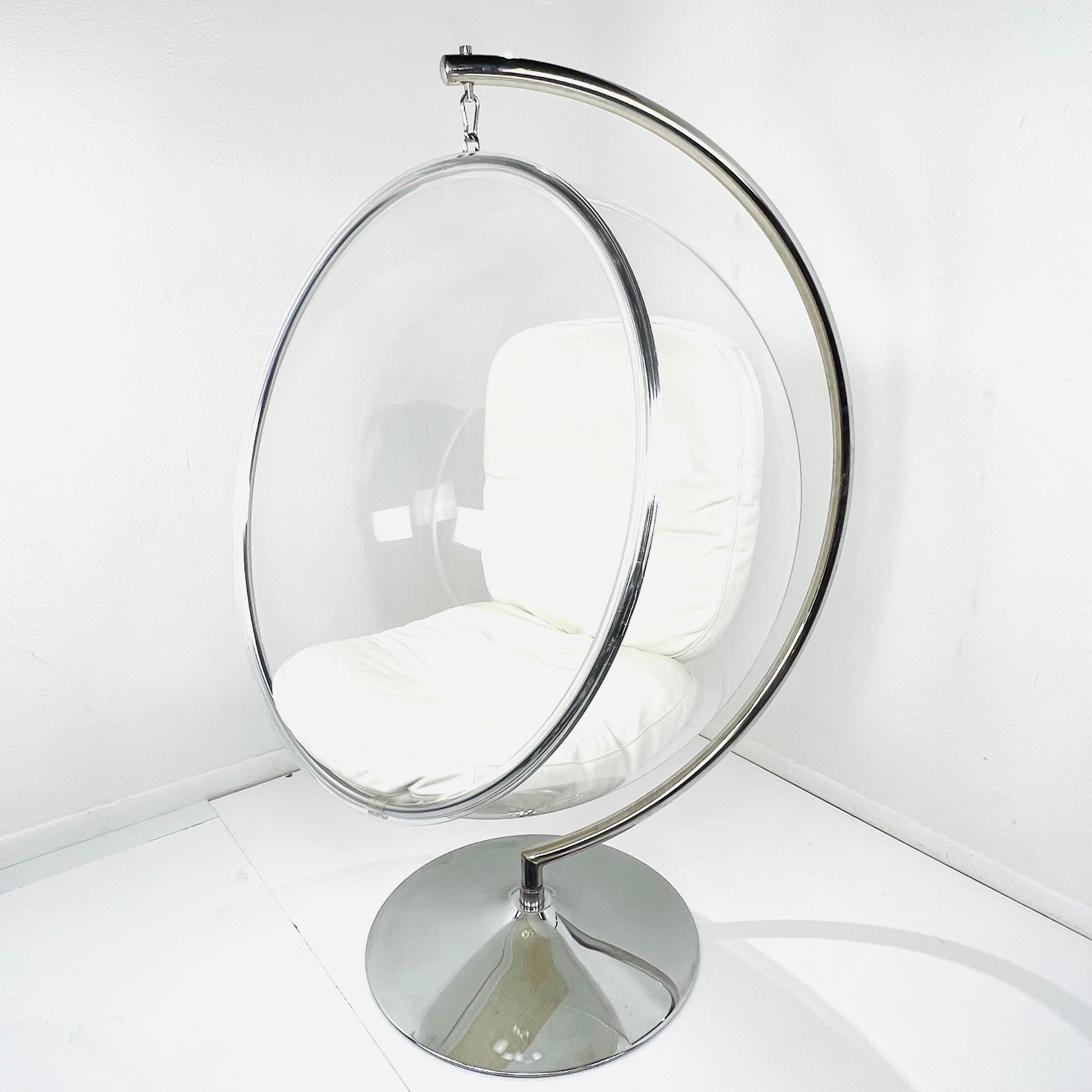 Mid-Century Modern Eero Aarnio Suspended Lucite Bubble Chair For Sale