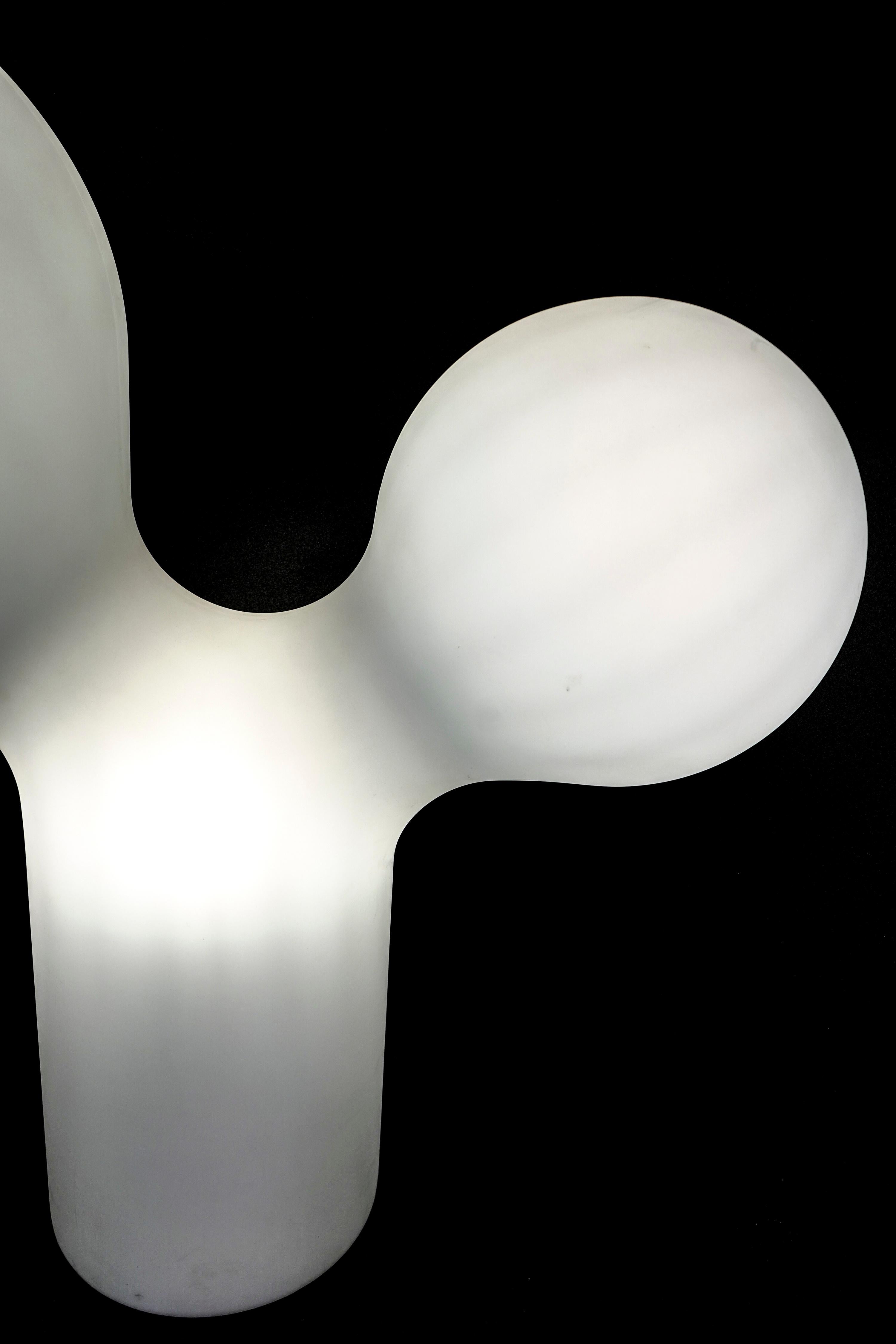eero aarnio lamp
