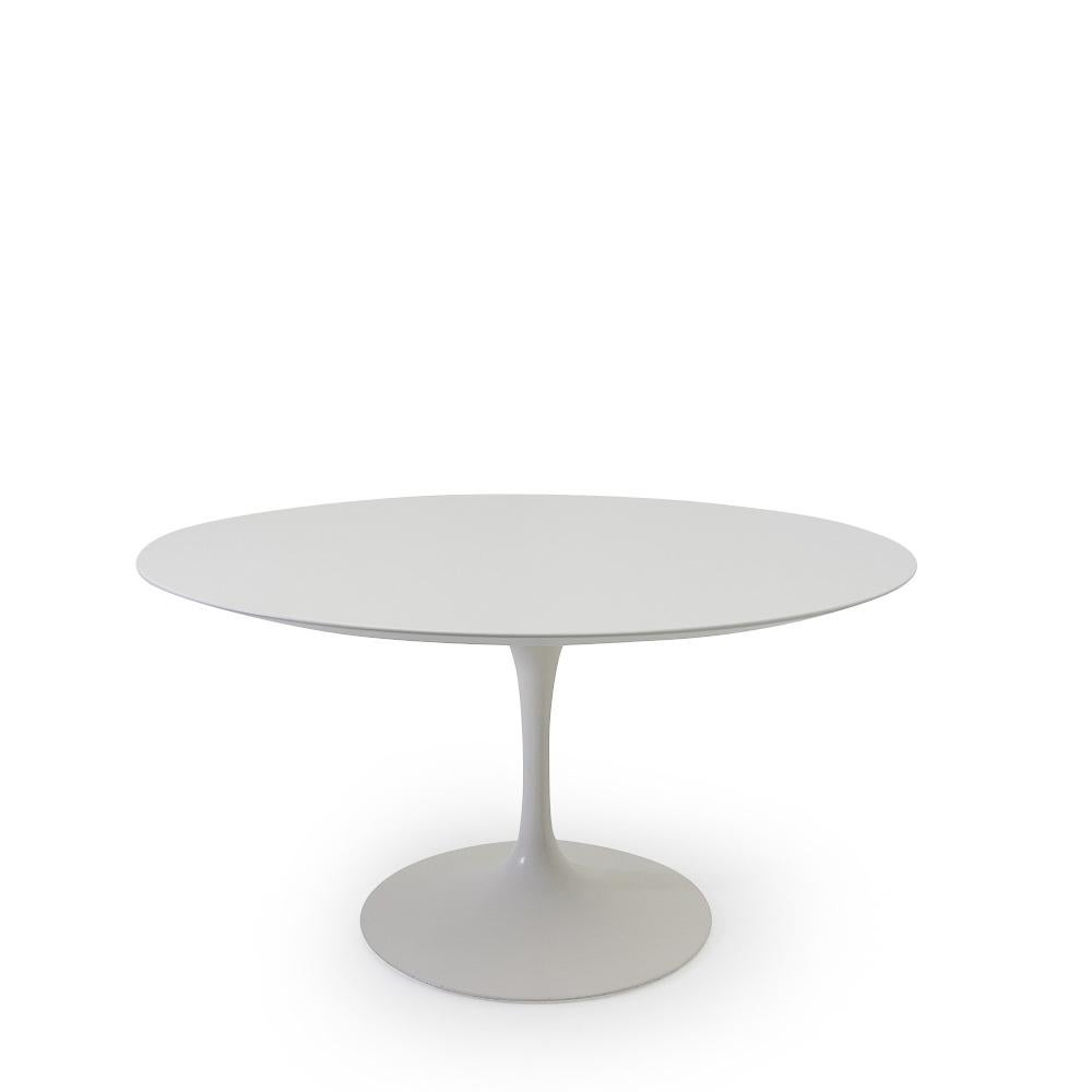 Round tulip dining table designed by Eero Saarinen for Knoll International during the late 1950s.

 

 

Materials: White laminated wood on aluminium base.

Origination: Switzerland, 1970s (Knoll WB-Form production label)

Condition: Very