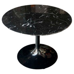 Eero SAARINEN (1910-1961), Edition Knoll: “Marquina” marble pedestal table