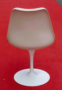 Eero Saarinen (1910–1961) & Knoll International (publisher) 6 swivel chairs