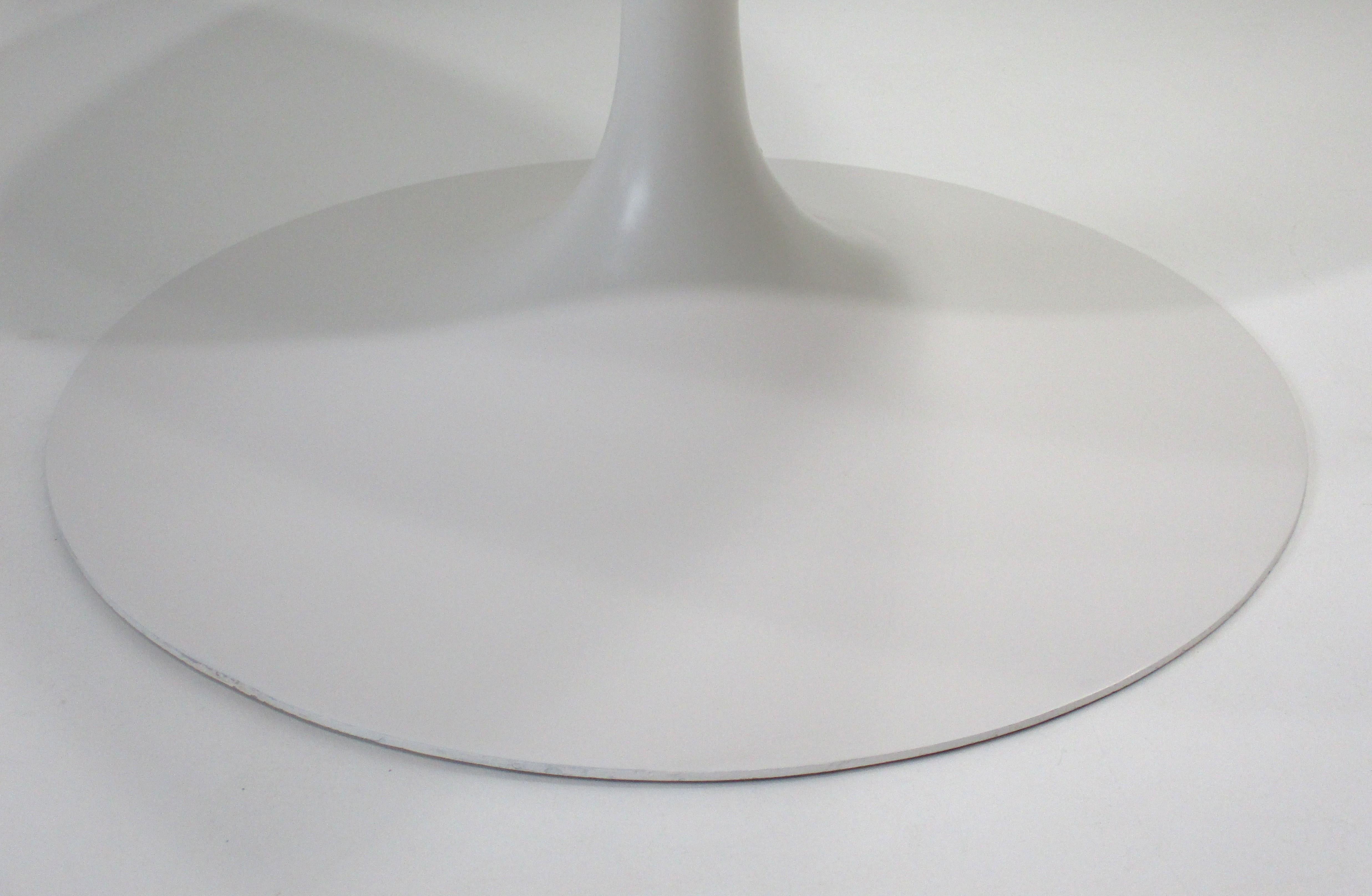 Steel Eero Saarinen 54