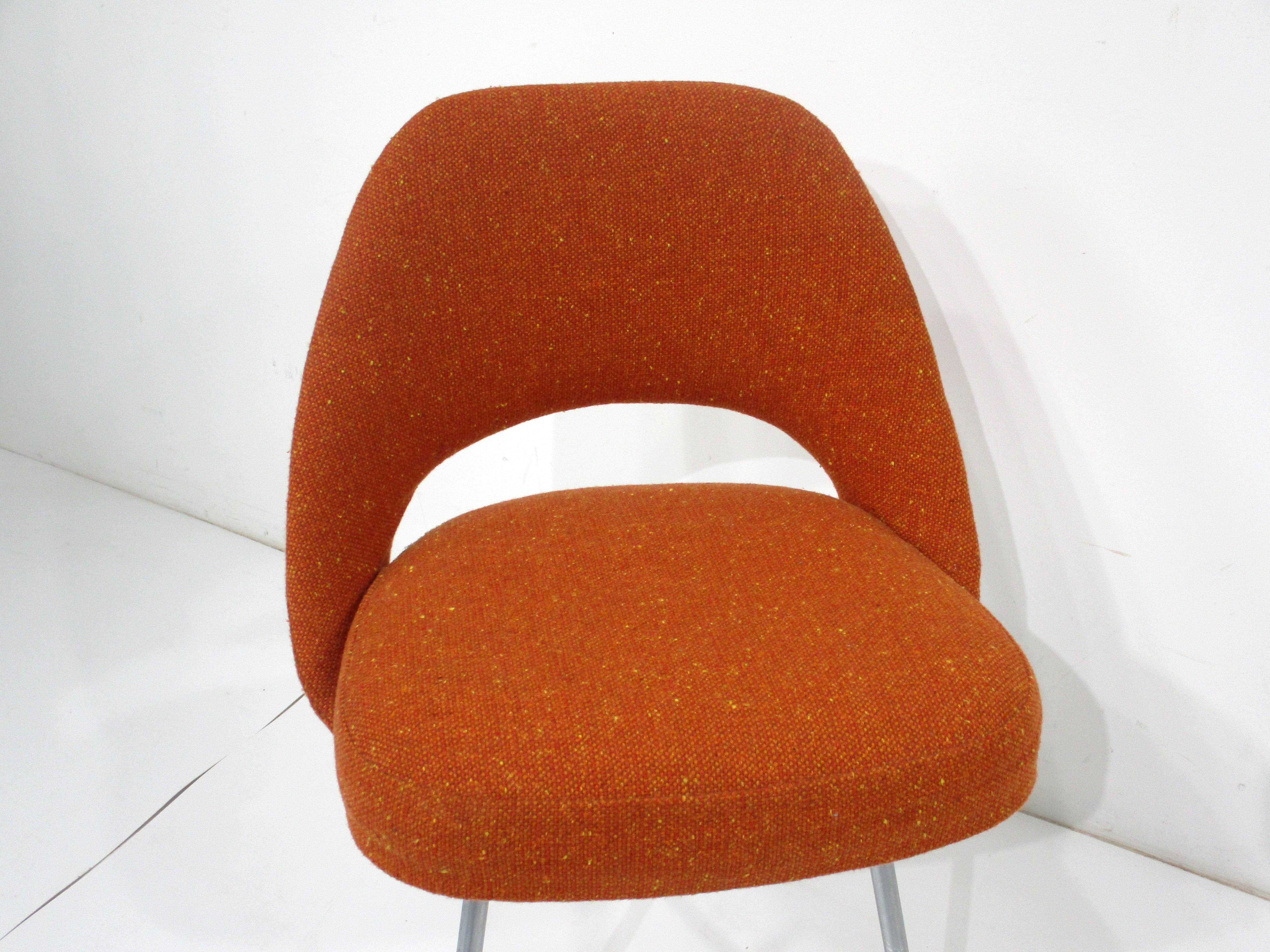 Eero Saarinen 72U Executive Upholstered Armless Desk Chair for Knoll  1