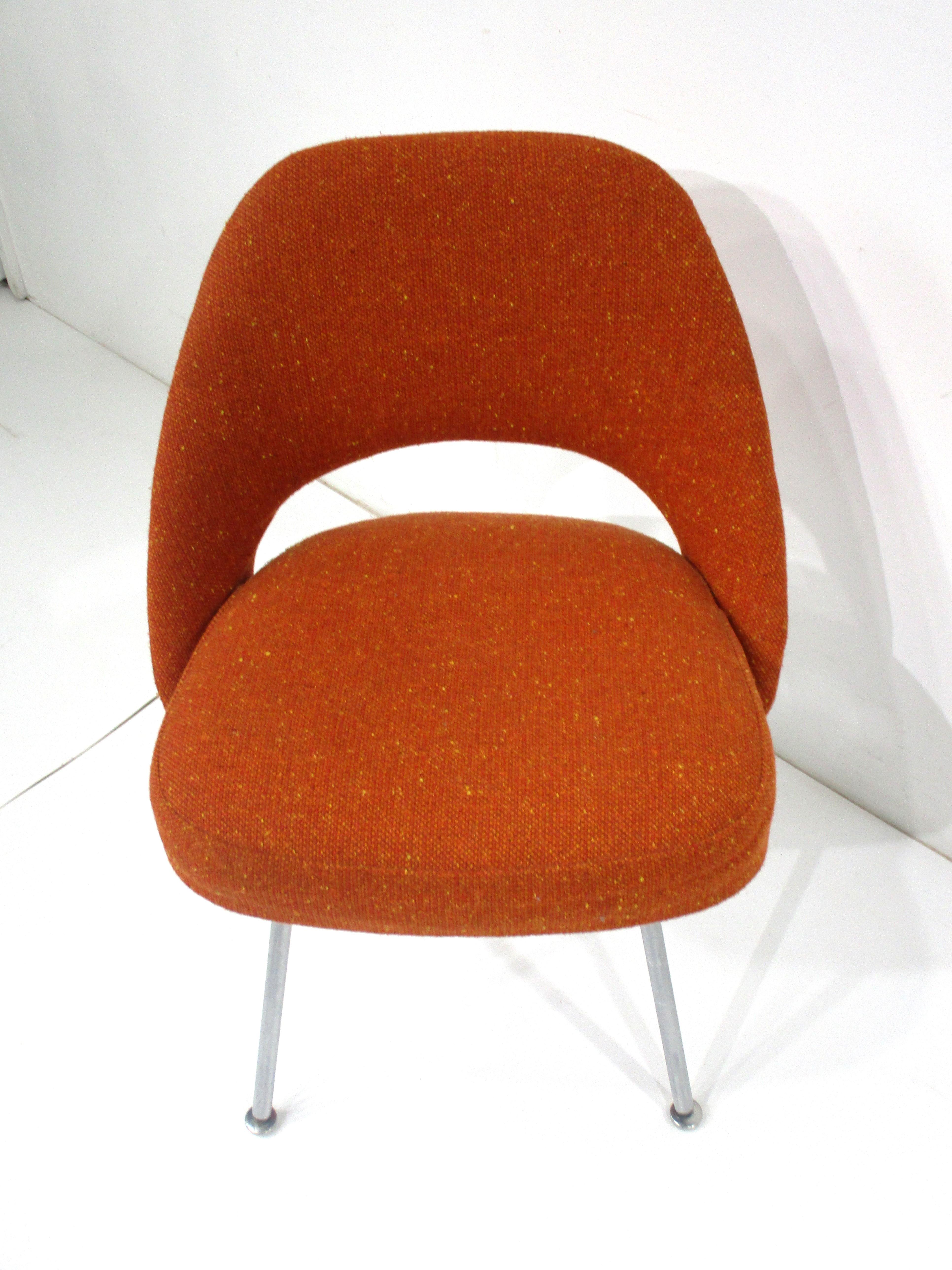 Eero Saarinen 72U Executive Upholstered Armless Desk Chair for Knoll  2