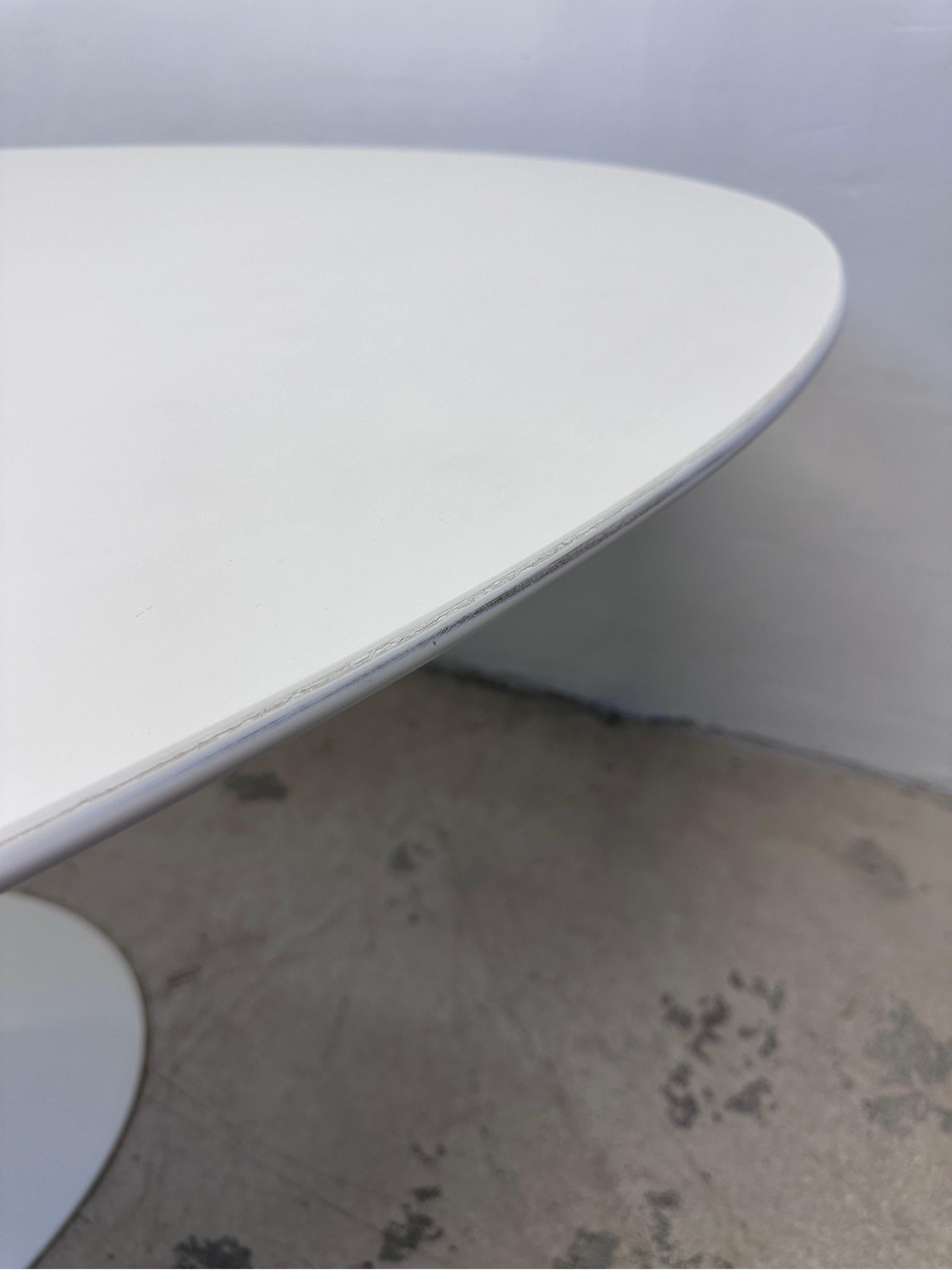 Eero Saarinen 78” Oval White Laminate Dining or Center Table for Knoll For Sale 4