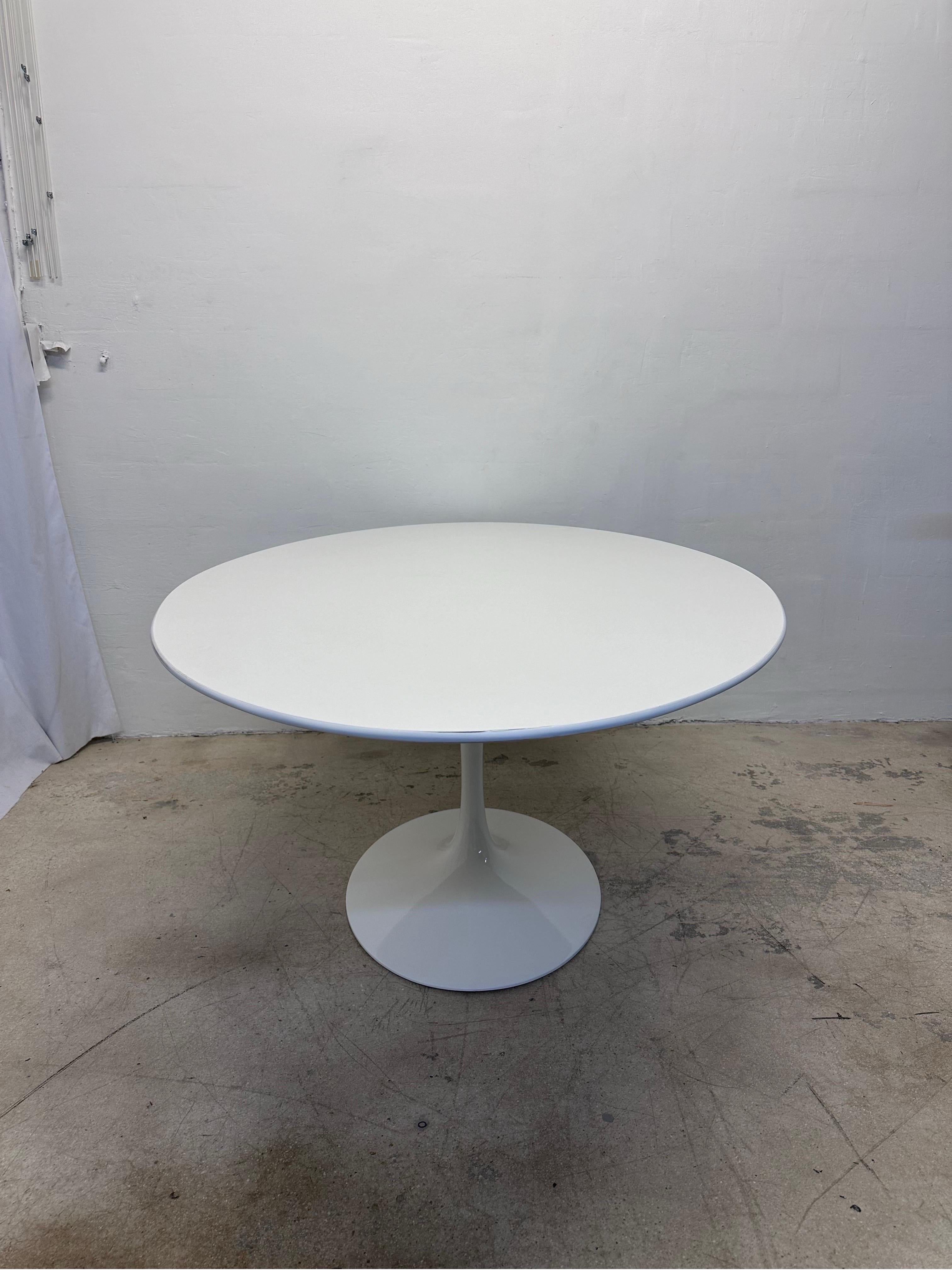 Italian Eero Saarinen 78” Oval White Laminate Dining or Center Table for Knoll For Sale