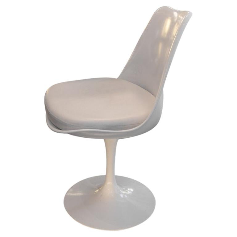 Eero Saarinen and Knoll International Suite De 4 Chaises For Sale