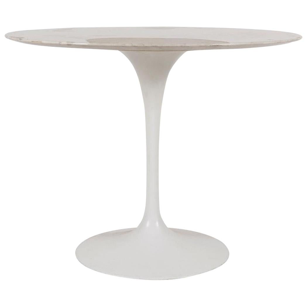 Eero Saarinen and Knoll International "Tulip" Table