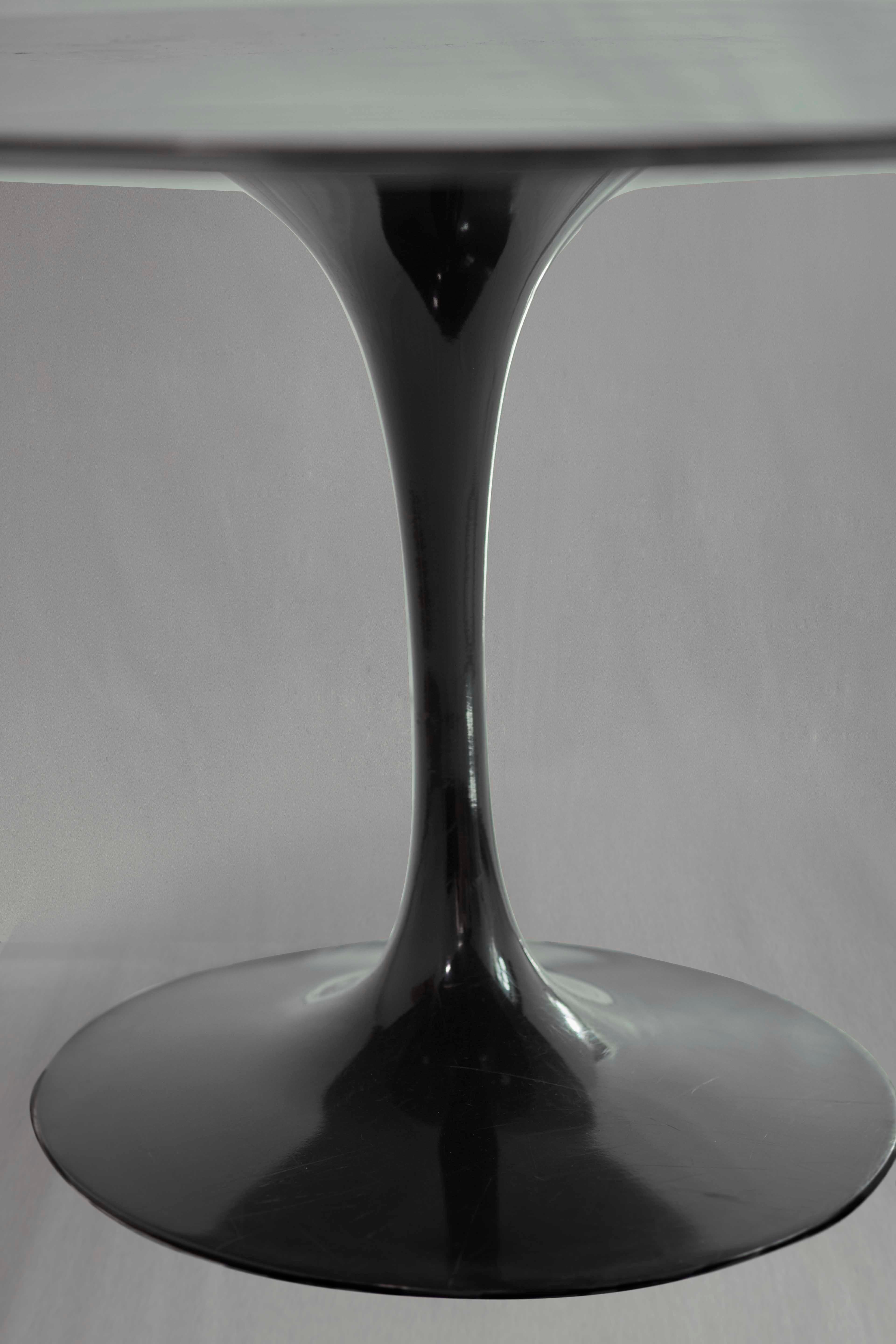 Contemporary Eero Saarinen, Black Marquina Top Tulip Table. Black Base For Sale