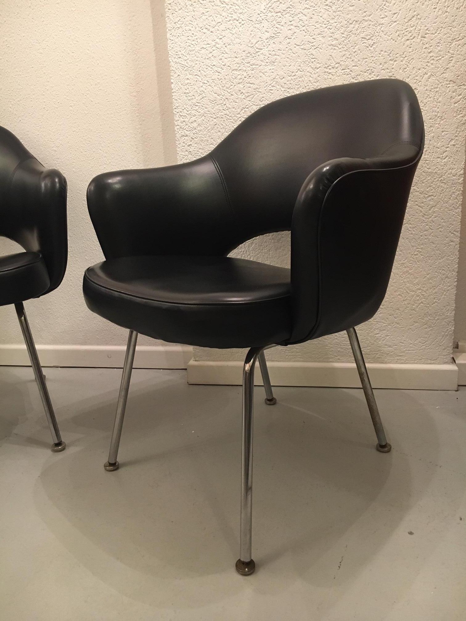 American Eero Saarinen Black Vinyl Office Armchair by Knoll