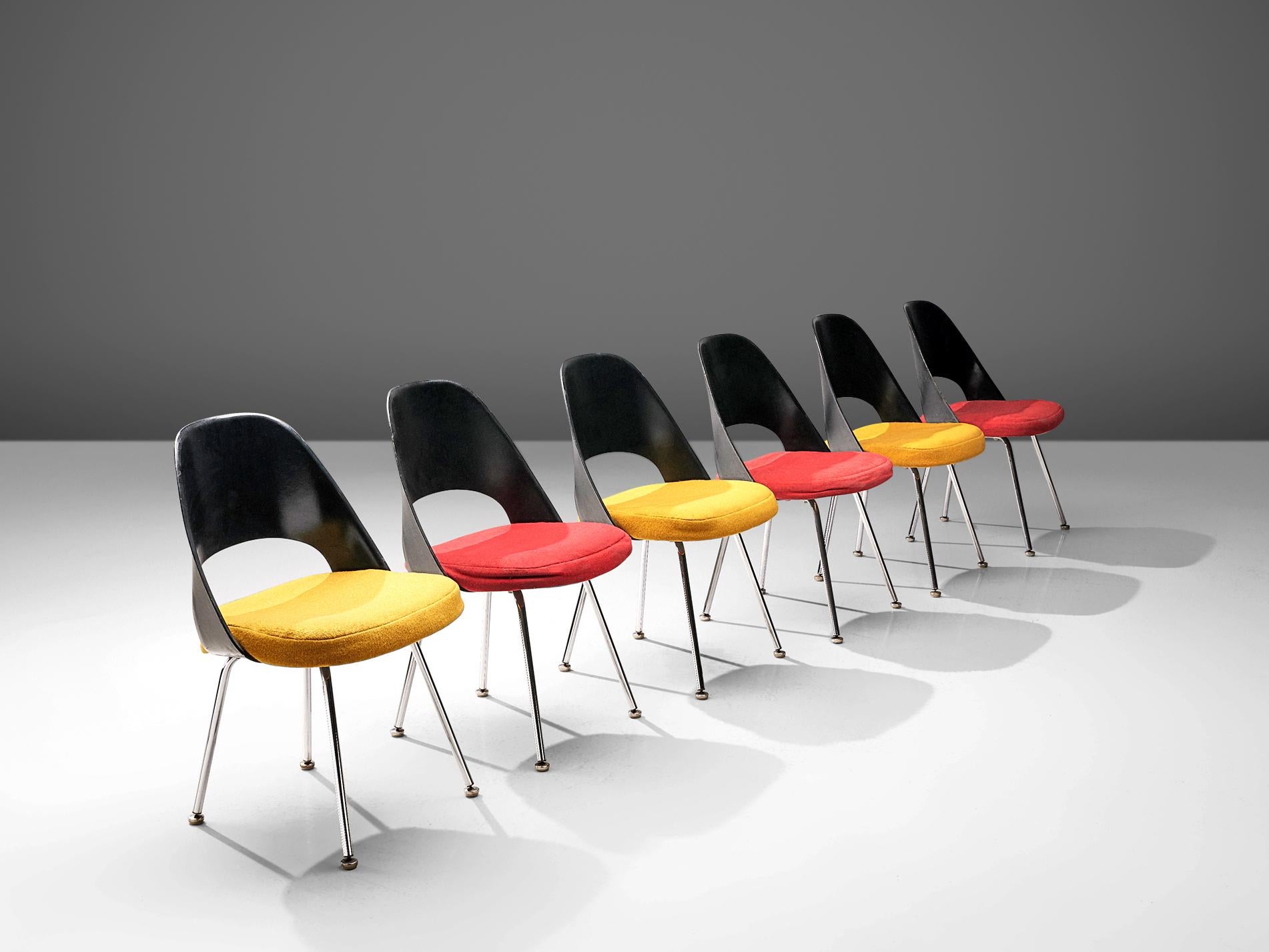 Américain Ensemble de six chaises de salle à manger Eero Saarinen pour Knoll International 