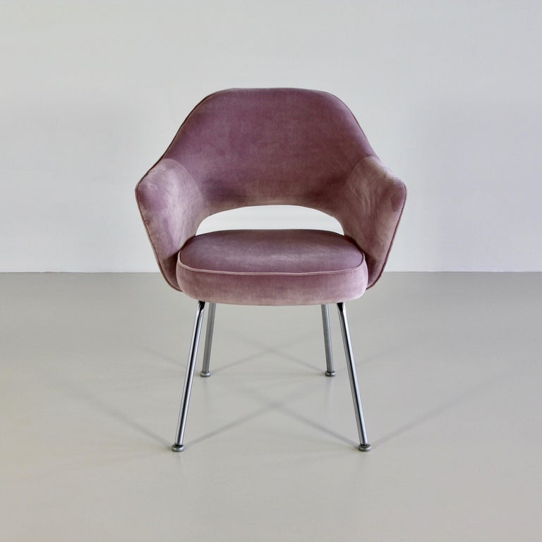 Eero Saarinen Conference Chair Knoll International