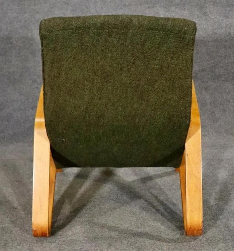 Eero Saarinen Designed Grasshopper Chair In Good Condition For Sale In Brooklyn, NY