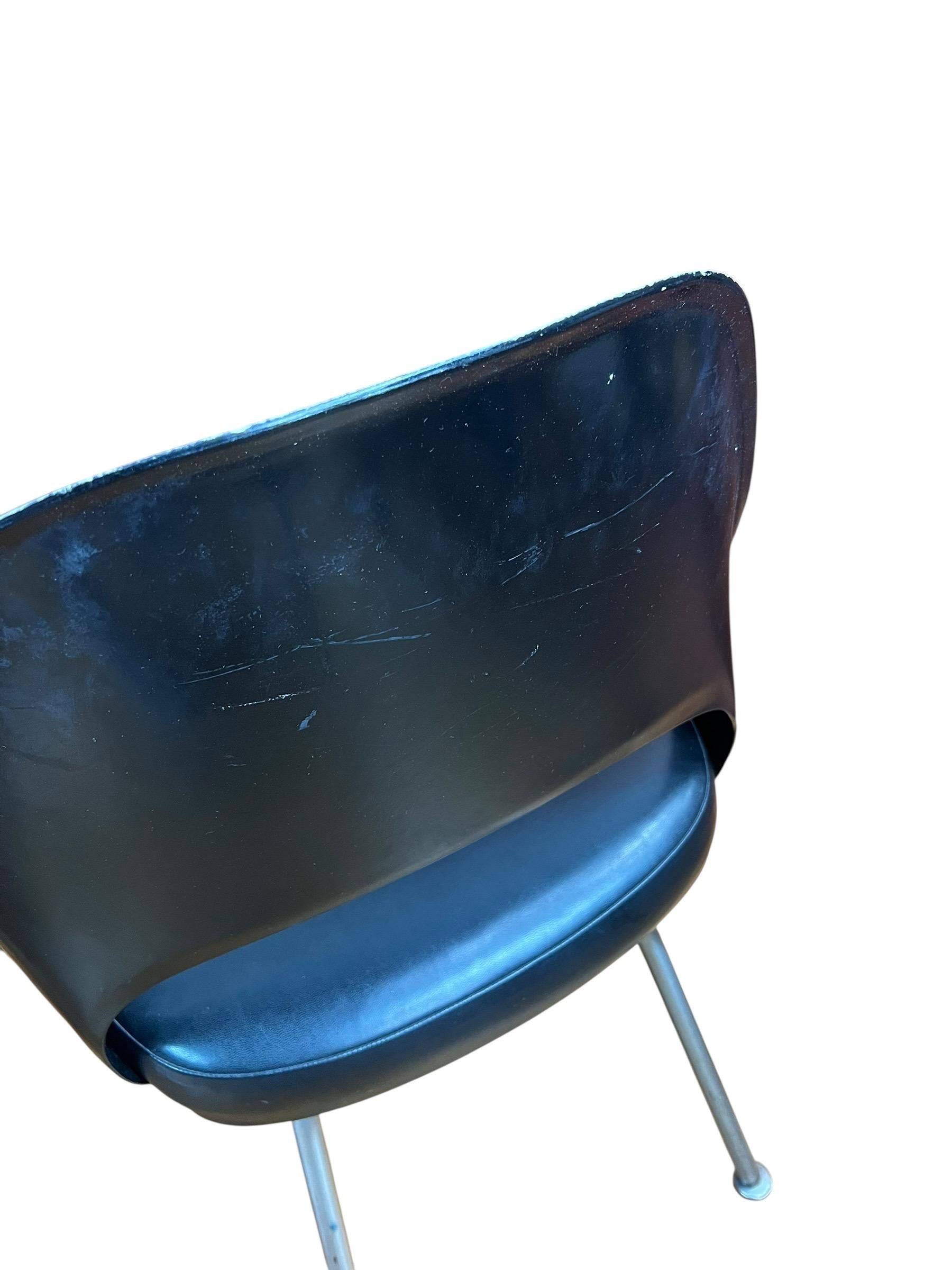 Acier Chaises de salle à manger Eero Saarinen Model No 72 by Knoll 1960s - Lot de 10 en vente