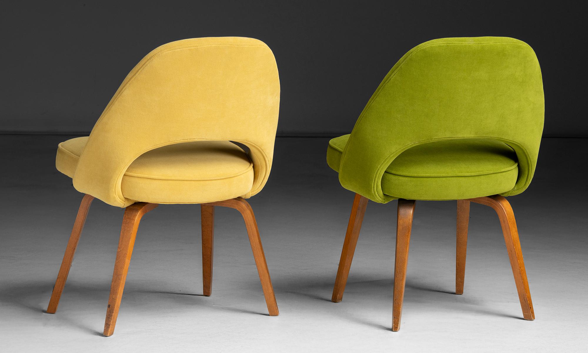 Metà XX secolo Sedie da pranzo di Eero Saarinen, USA circa 1965 in vendita