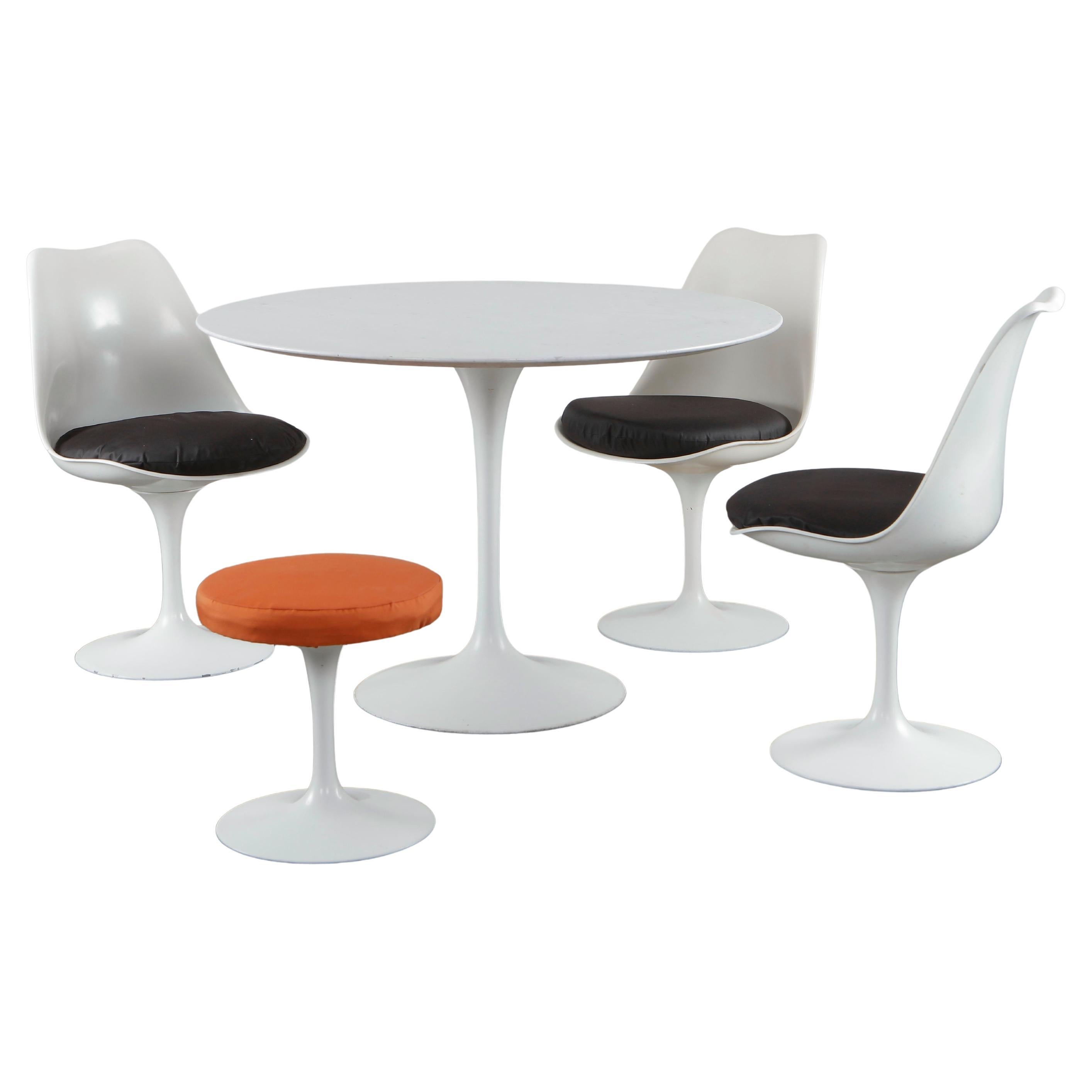 Eero Saarinen, Dining Set, 1970s in vendita